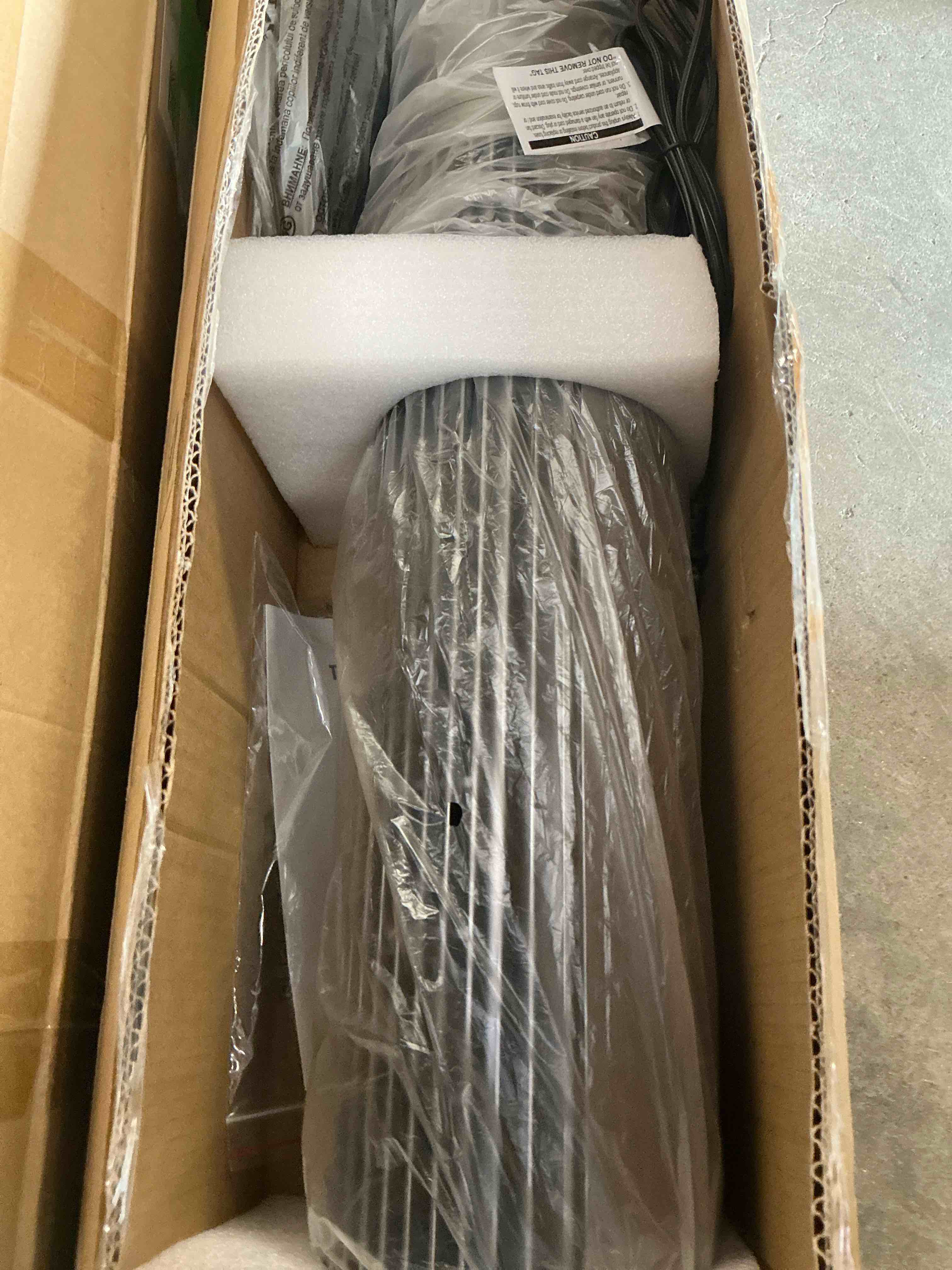 Condition photo showing New/Like New for qunler tower fan for home, 40" bladeless fan with remote, 70° oscillation, 3 speeds, 2 modes, 15h timer quiet ac motor floor fan for bedroom, office, , gray