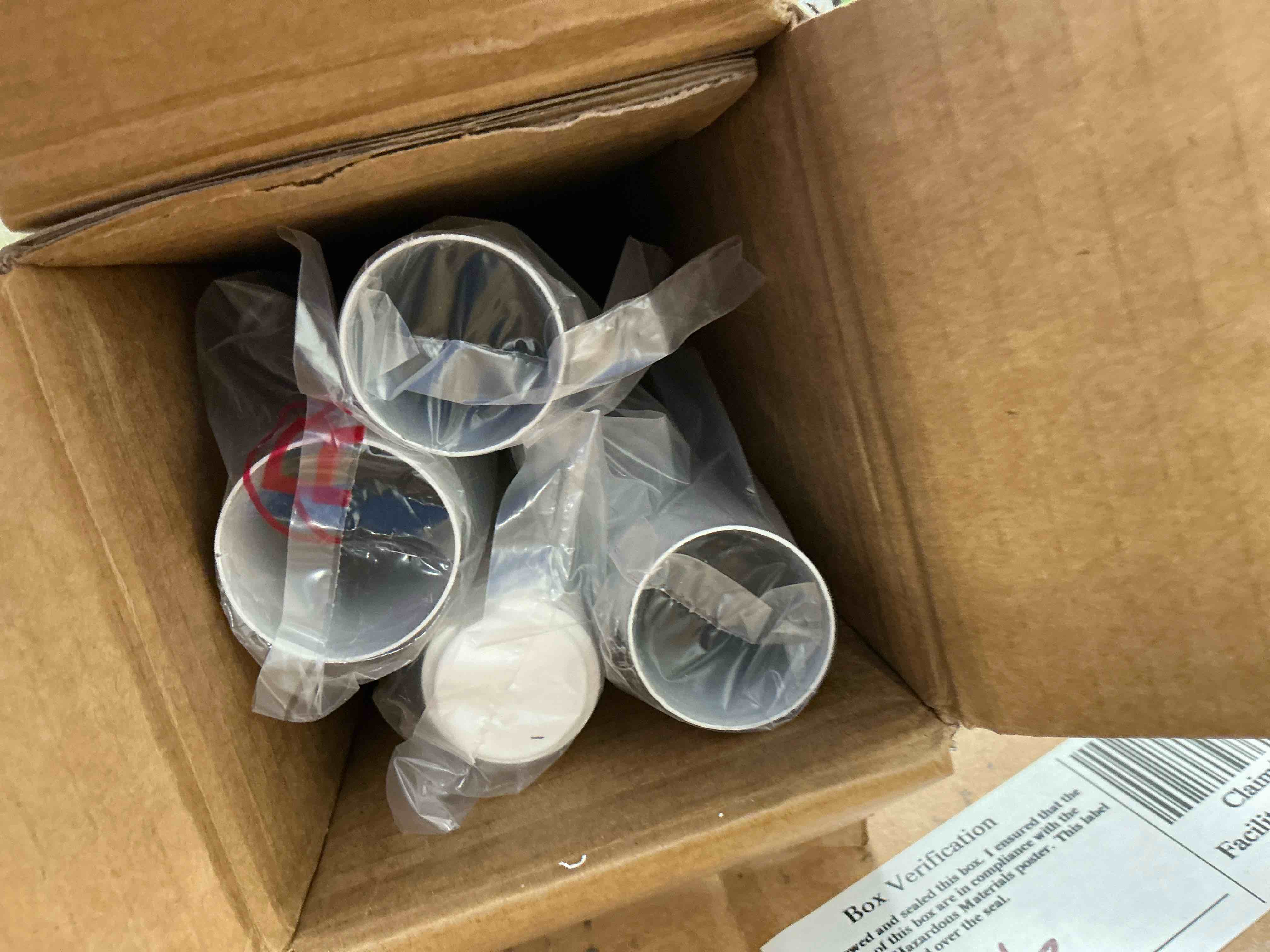 Condition photo showing New/Like New for vegcoo one-click tension curtain rod, no drill adjustable spring rod, 39-173 inches extra long, rustproof steel for patio outdoor bathroom window,  white