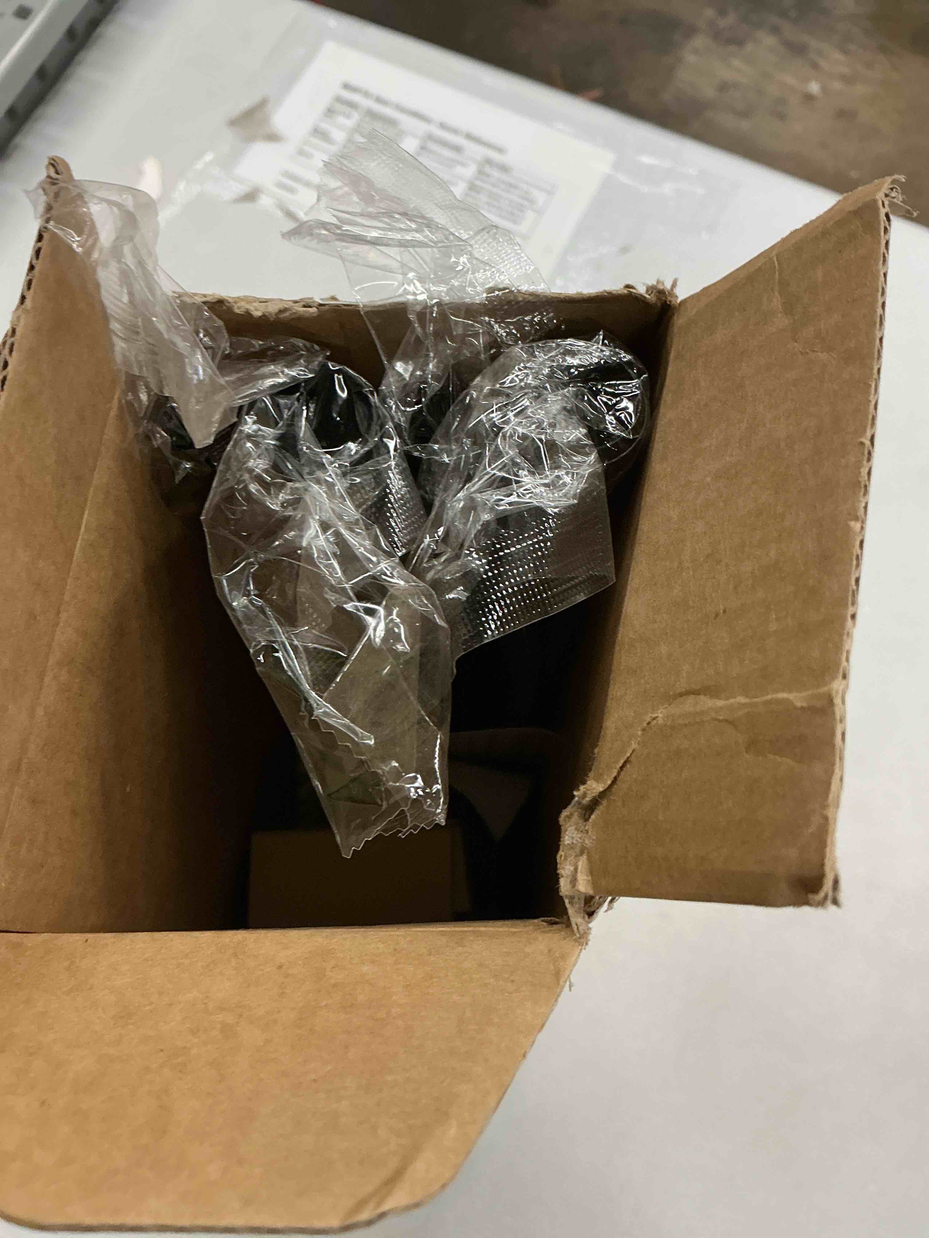 https://s3.amazonaws.com/lotting-images-prod/EmanualPiazza/TEA4147798_1770064472750.jpeg