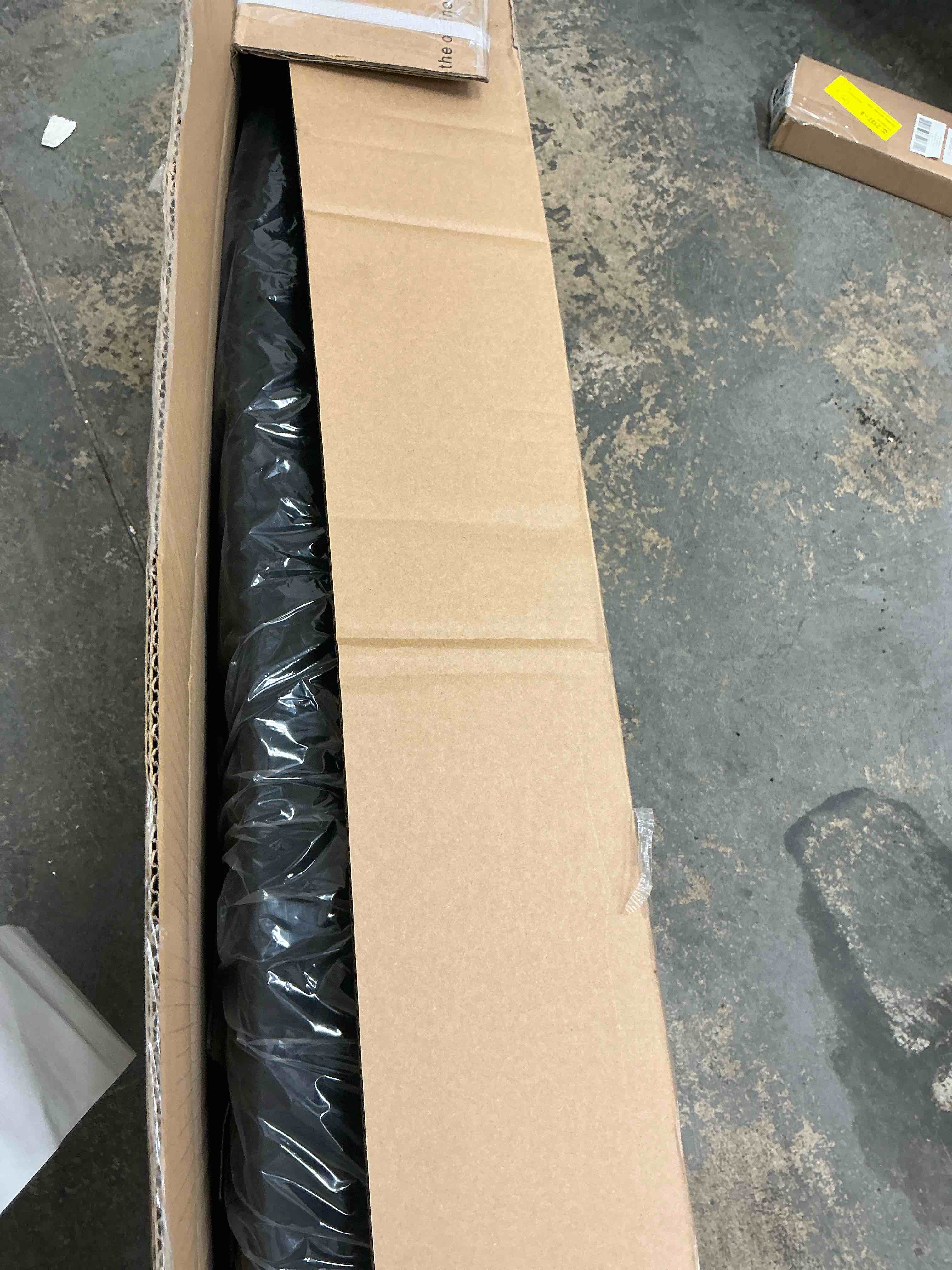 https://s3.amazonaws.com/lotting-images-prod/EmanualPiazza/TEA4159008_1780751142592.jpeg