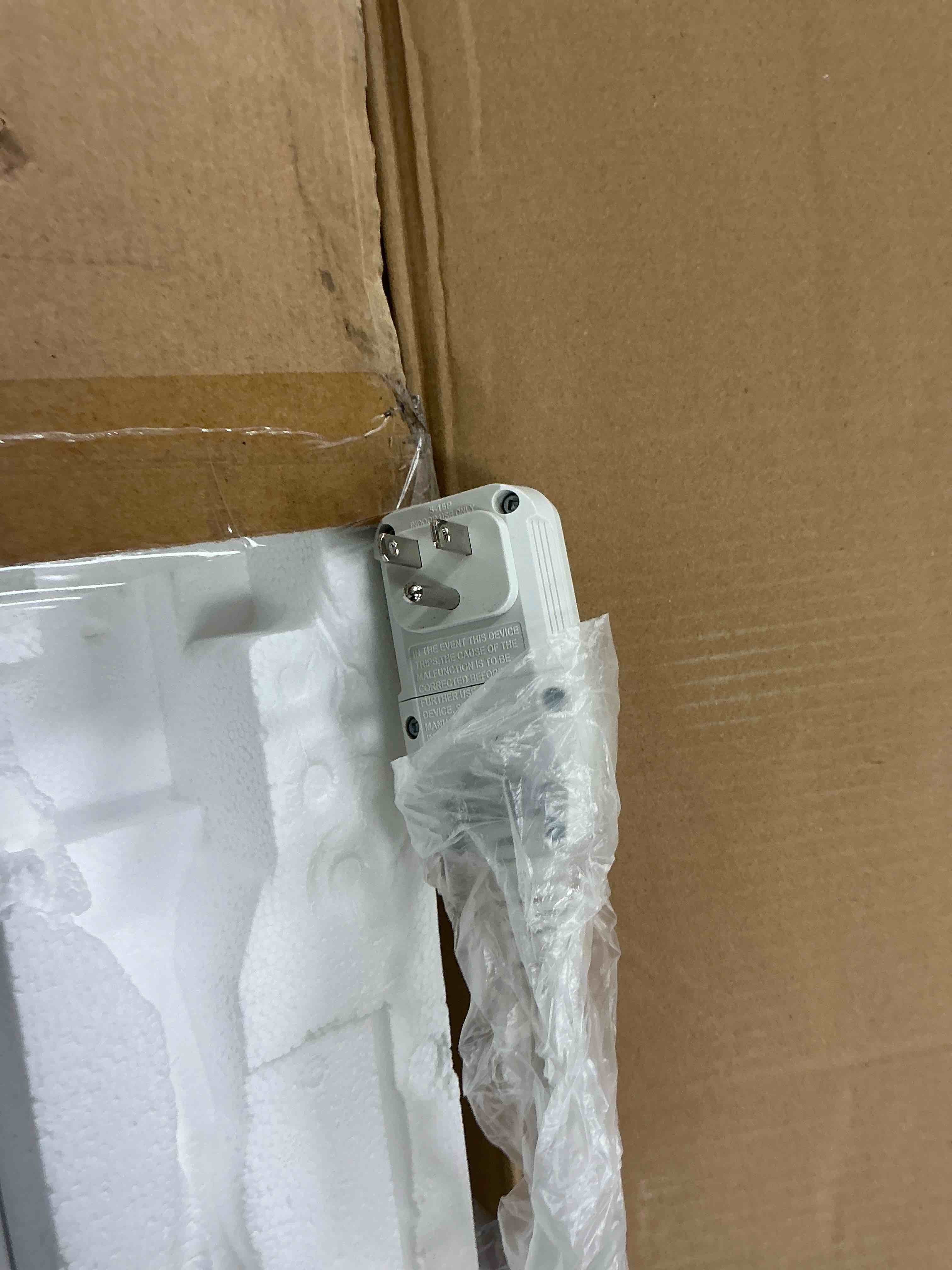 https://s3.amazonaws.com/lotting-images-prod/EmanualPiazza/TEA4159013_1780751735825.jpeg