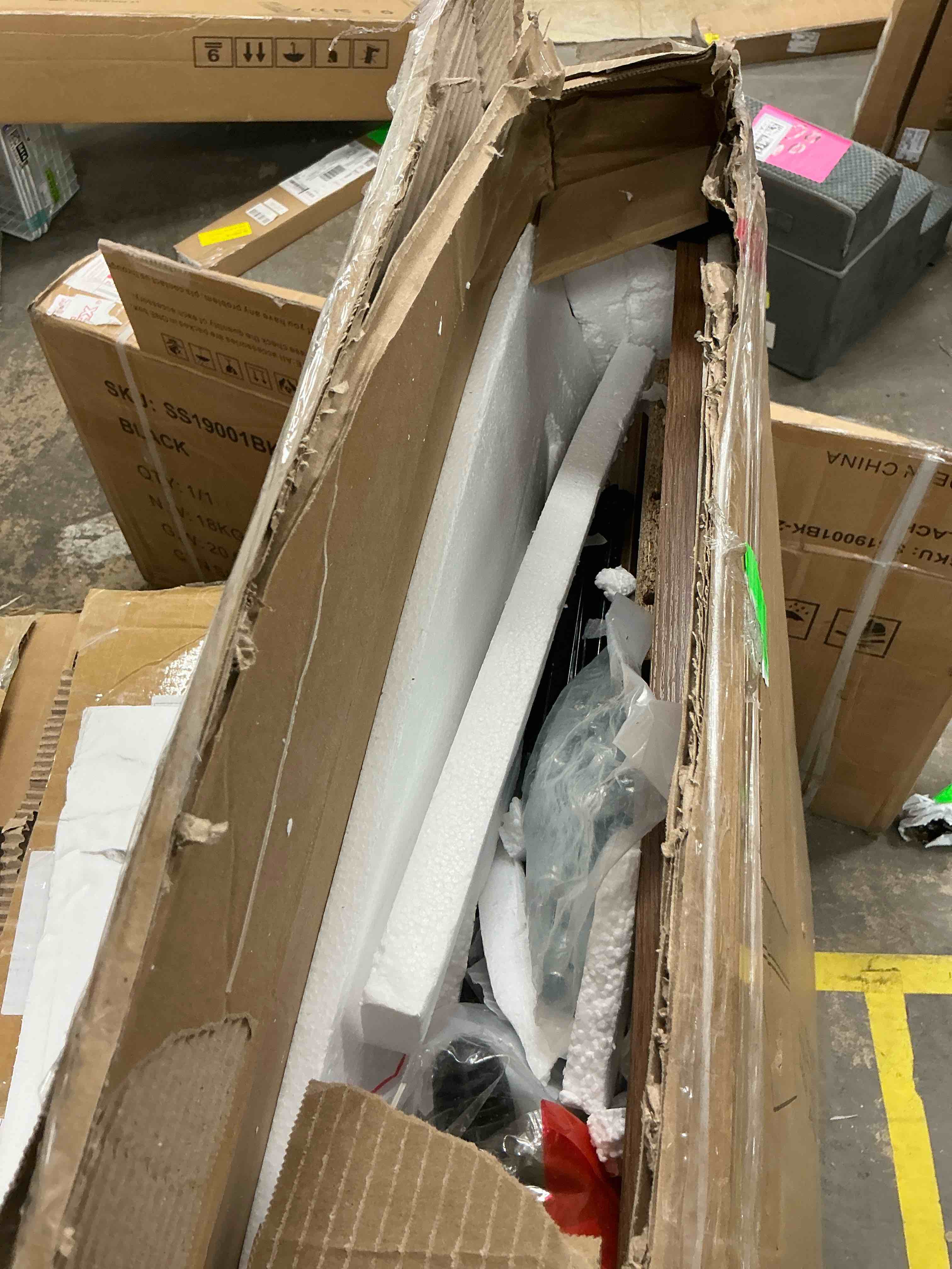 https://s3.amazonaws.com/lotting-images-prod/EmanualPiazza/TEA4159015_1780751936636.jpeg