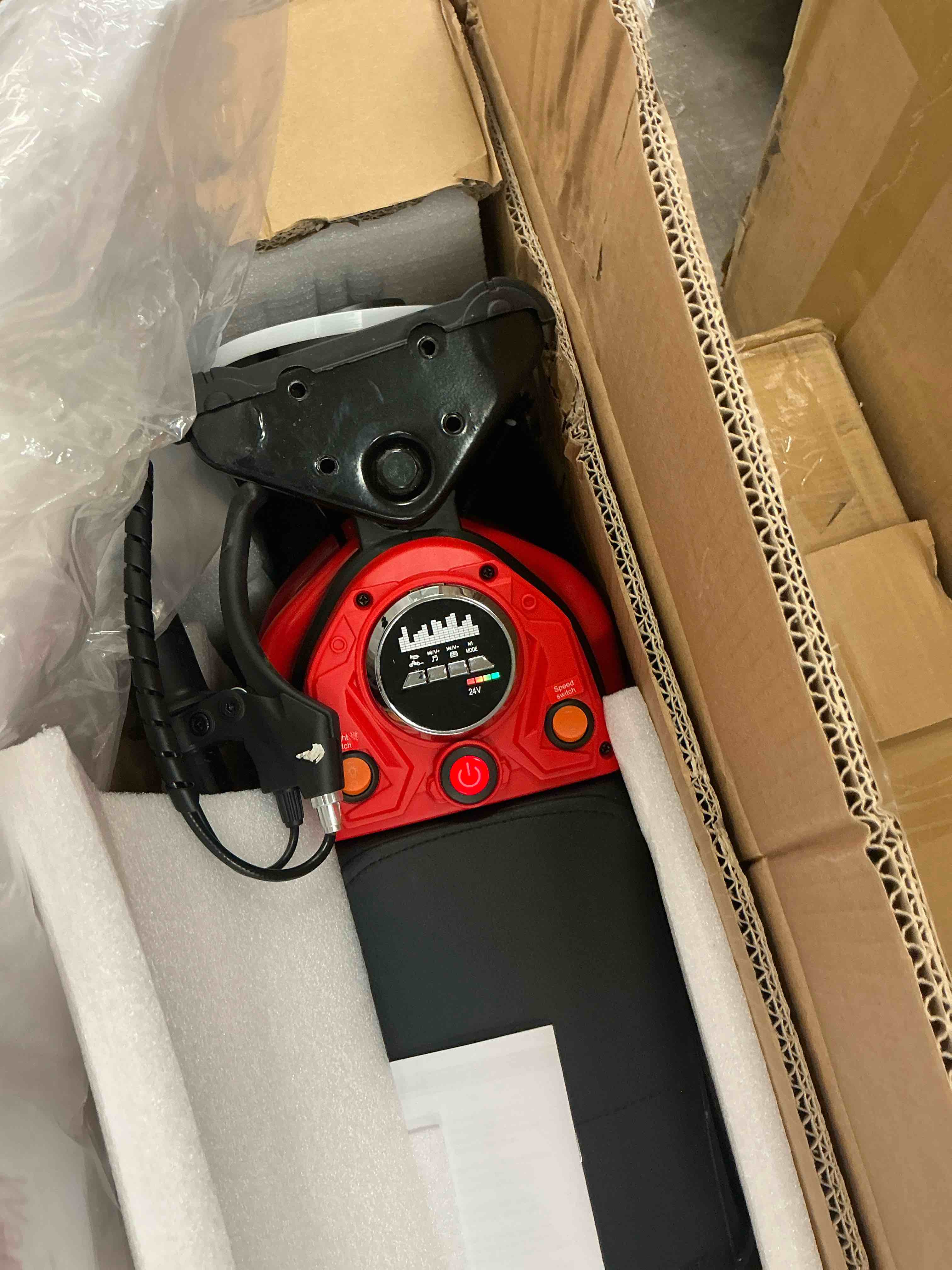https://s3.amazonaws.com/lotting-images-prod/EmanualPiazza/TEA4159024_1780753573322.jpeg