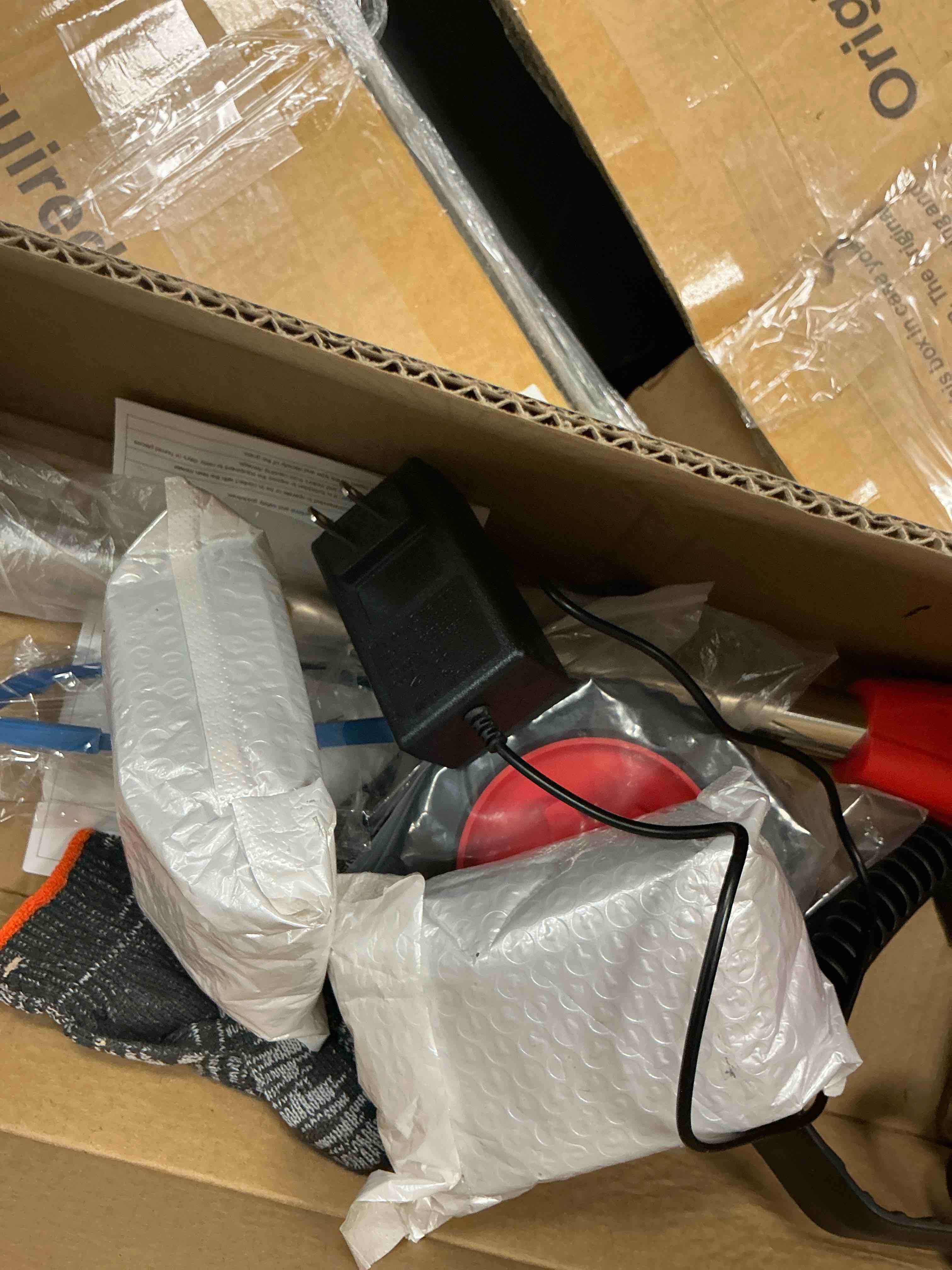 https://s3.amazonaws.com/lotting-images-prod/EmanualPiazza/TEA4159082_1781107527309.jpeg