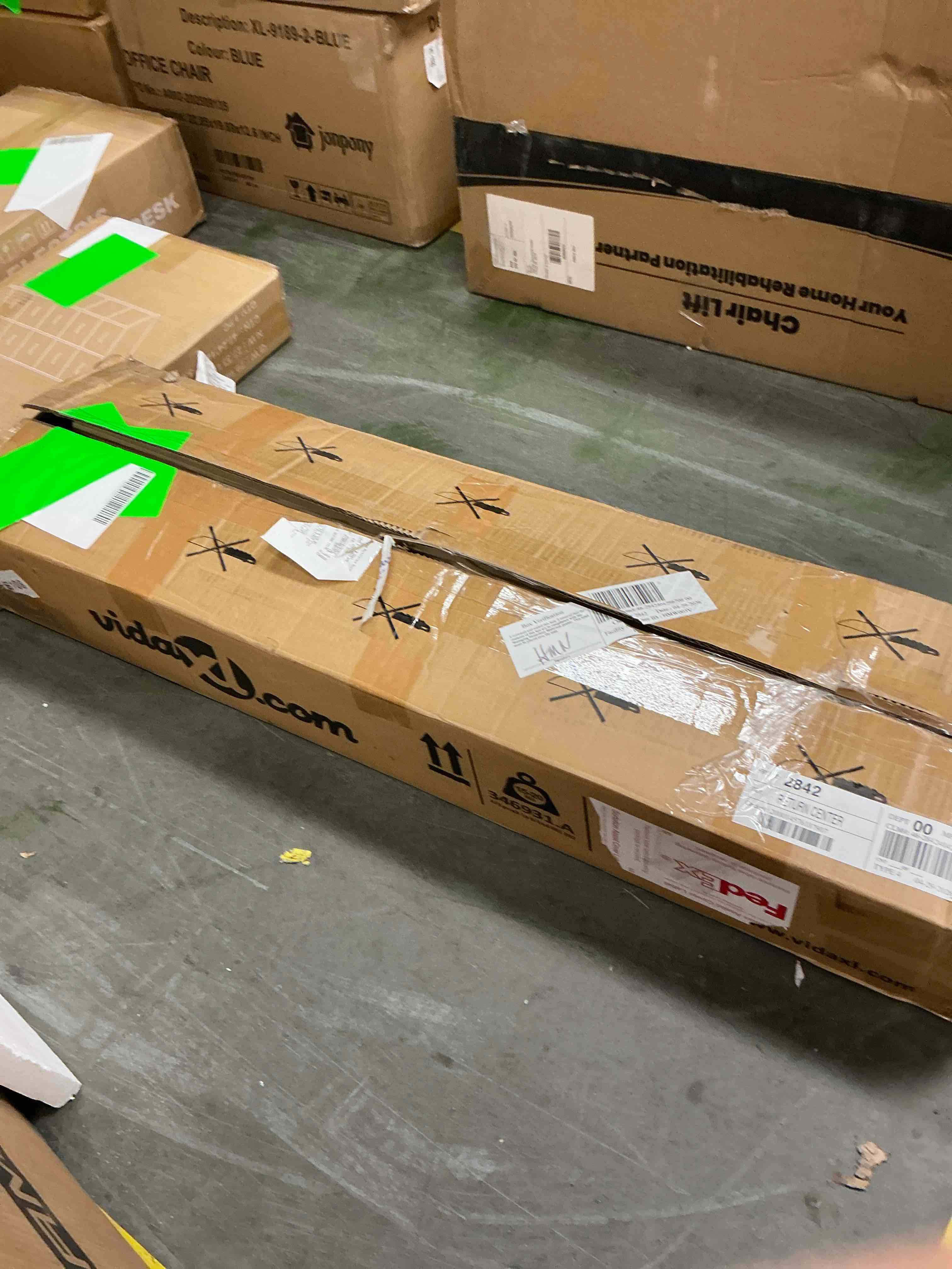 Condition photo showing Good Condition for bowery hill twin xl sturdy faux leather plywood bed frame in white
