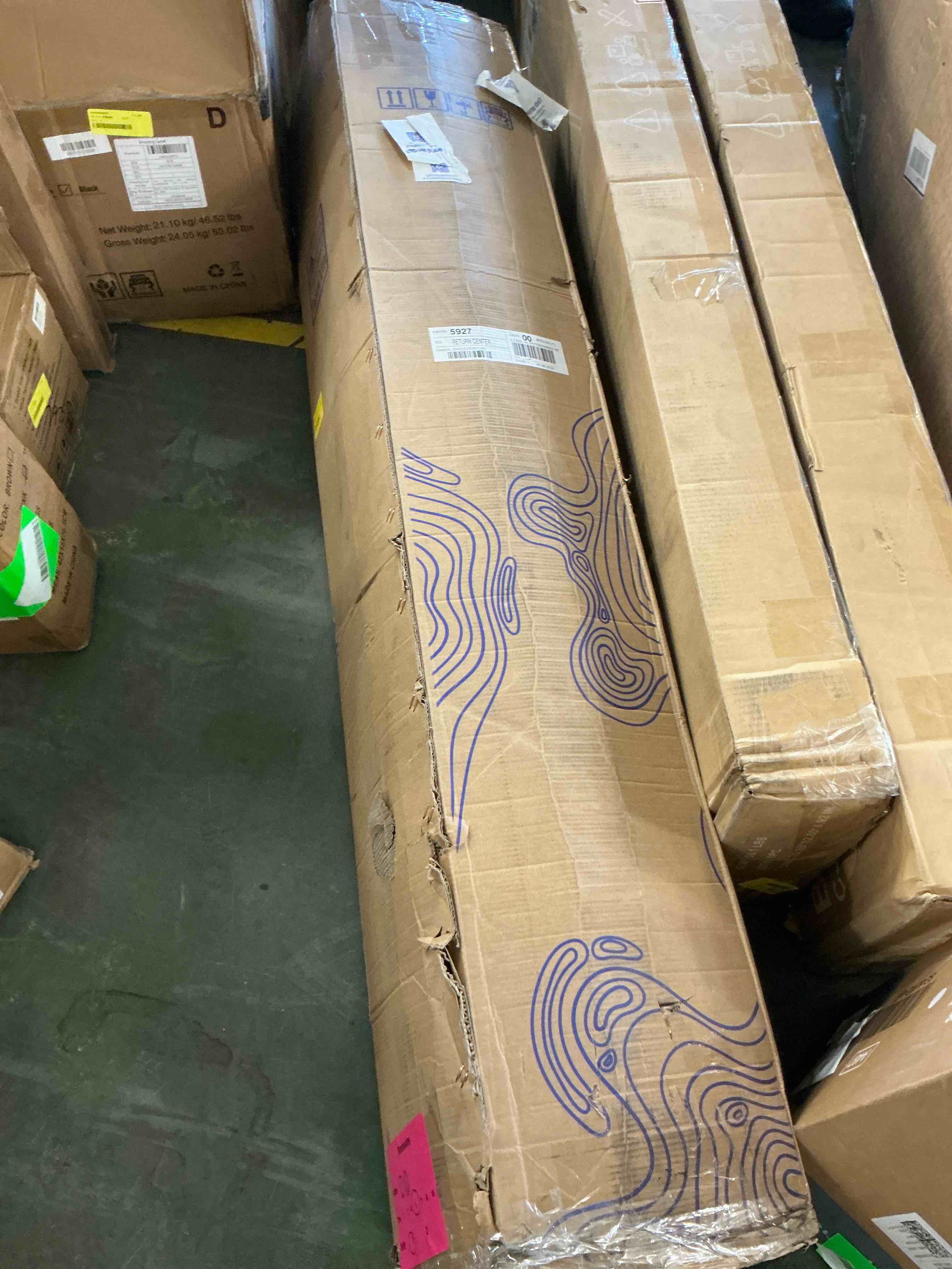 Condition photo showing New/Like New for mocangtu 14" queen hybrid mattress in a box, gel memory foam with individually wrapped pocket coils, medium firm, pressure relief, cooling sleep support