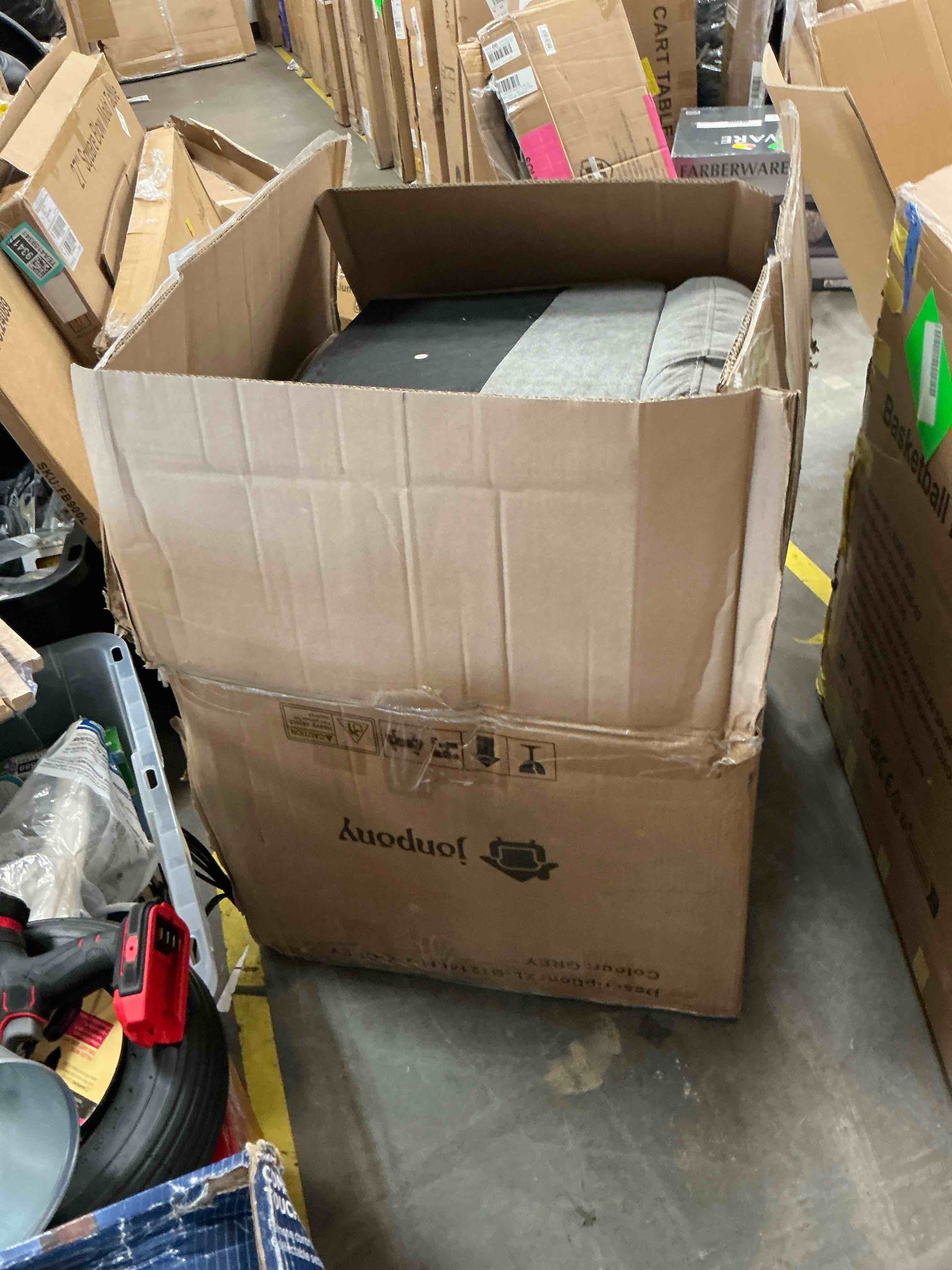 Condition photo showing Good Condition for jonpony power lift recliner chair recliners for elderly with heat and massage recliner chair for living room with infinite position and side pocket,usb charge port,grey