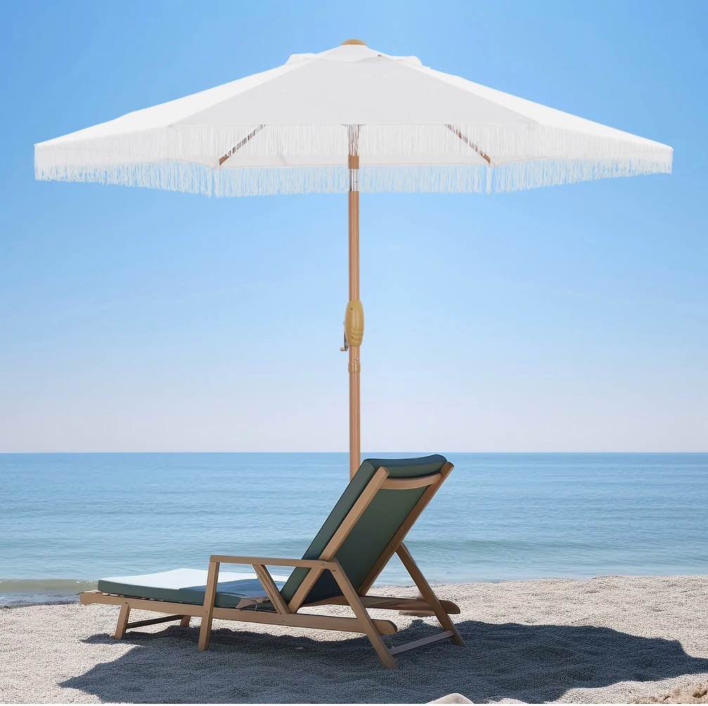 Autlaycil 7.5 ft Patio Umbrella with Fringe for Beach  Pool  and Yard - White