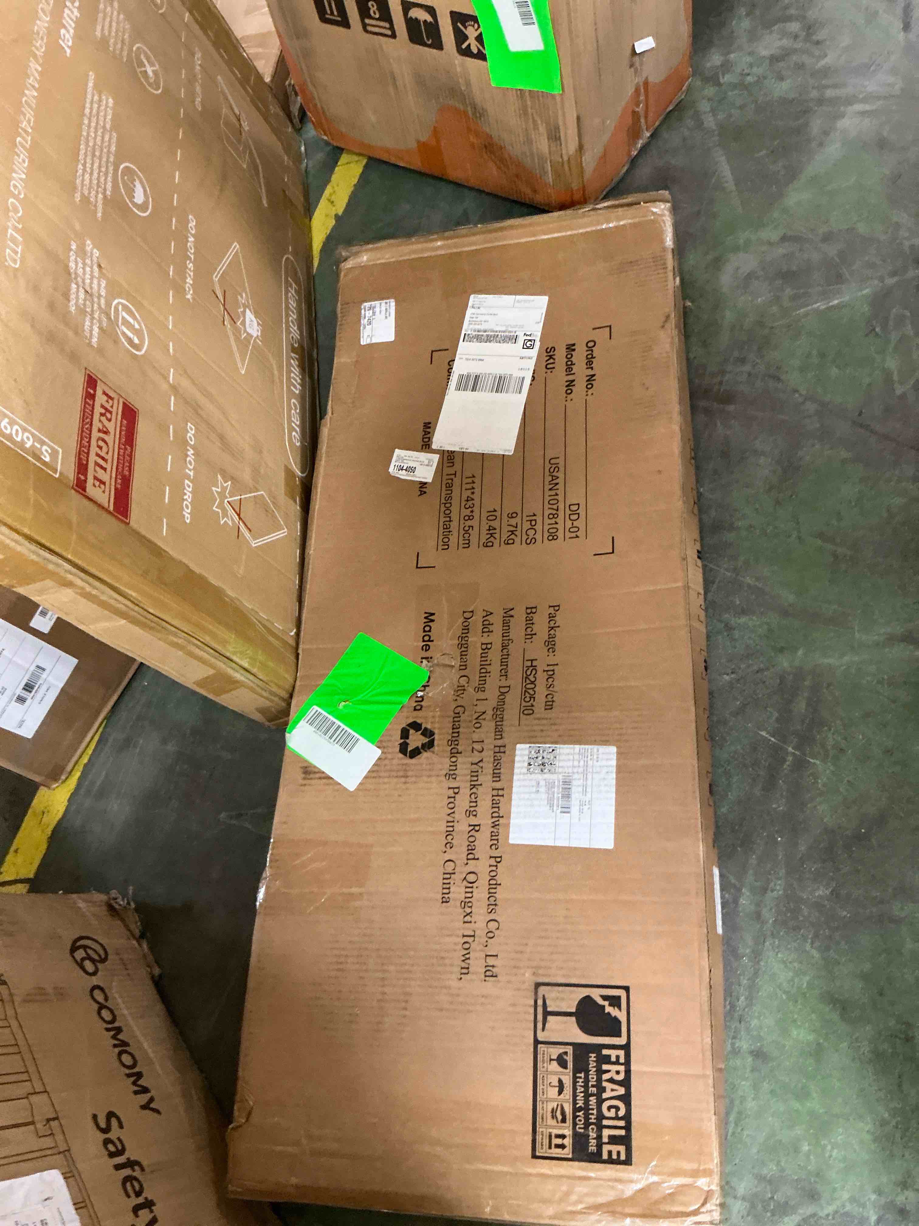 Condition photo showing Good Condition for slevoo dog door for sliding glass door height adjustable 79 1/5 to 82 weatherproof silicone flap lock design & white aluminum frame large