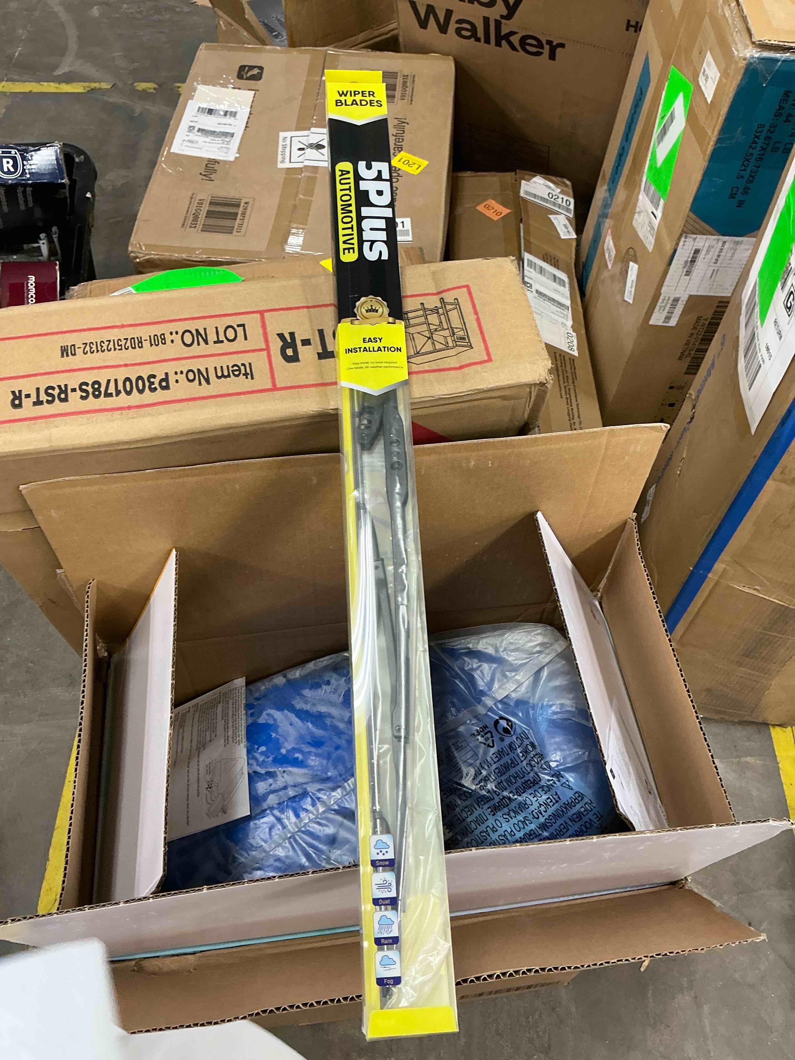 Condition photo showing Good Condition for 5 plus® 26" conventional windshield wiper blade,oem quality premium all-season windshield wiper blades for my car,fit for j/u hook arm