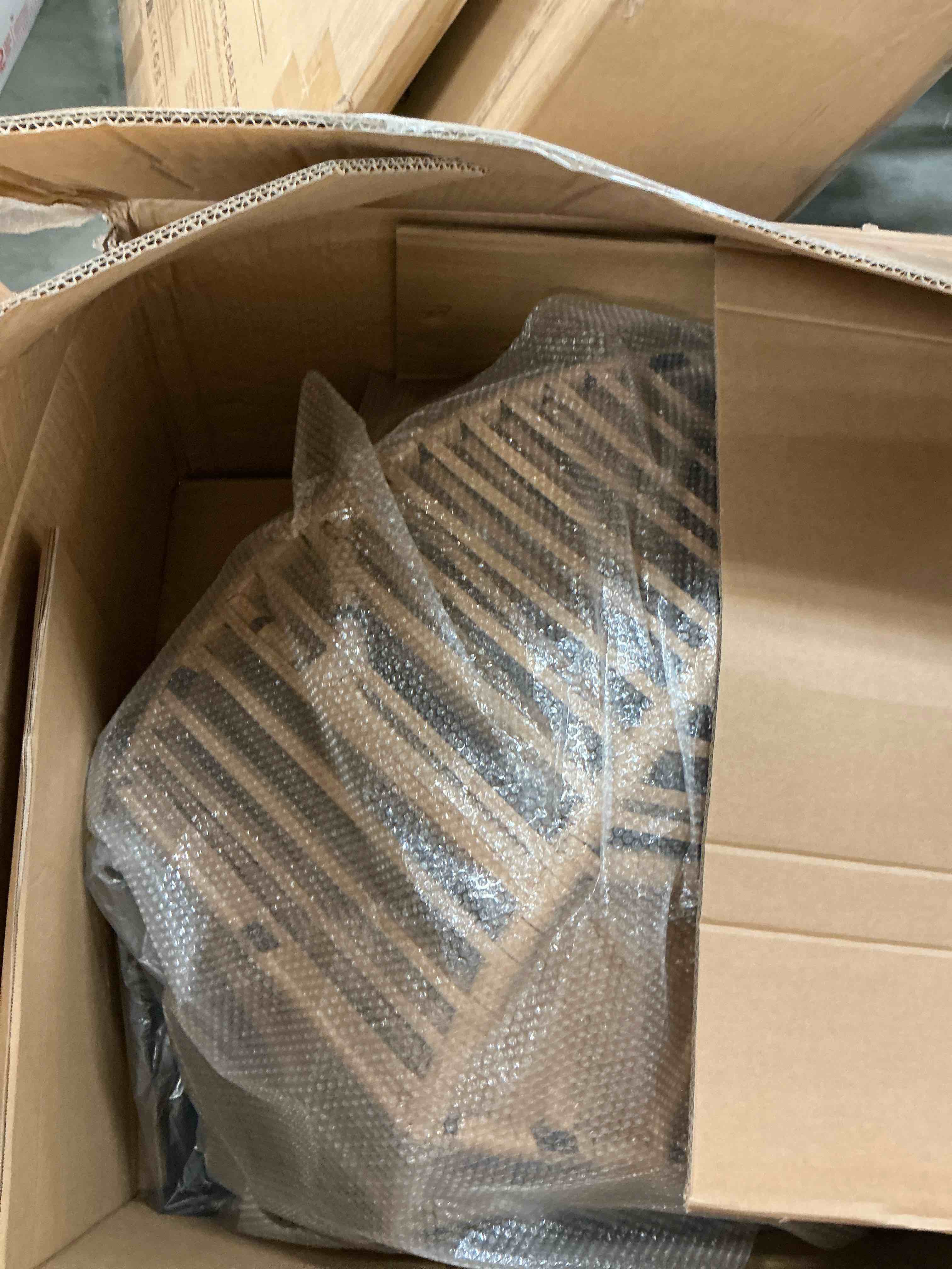 https://s3.amazonaws.com/lotting-images-prod/EmanualPiazza/TEA4160033_1783522969814.jpeg