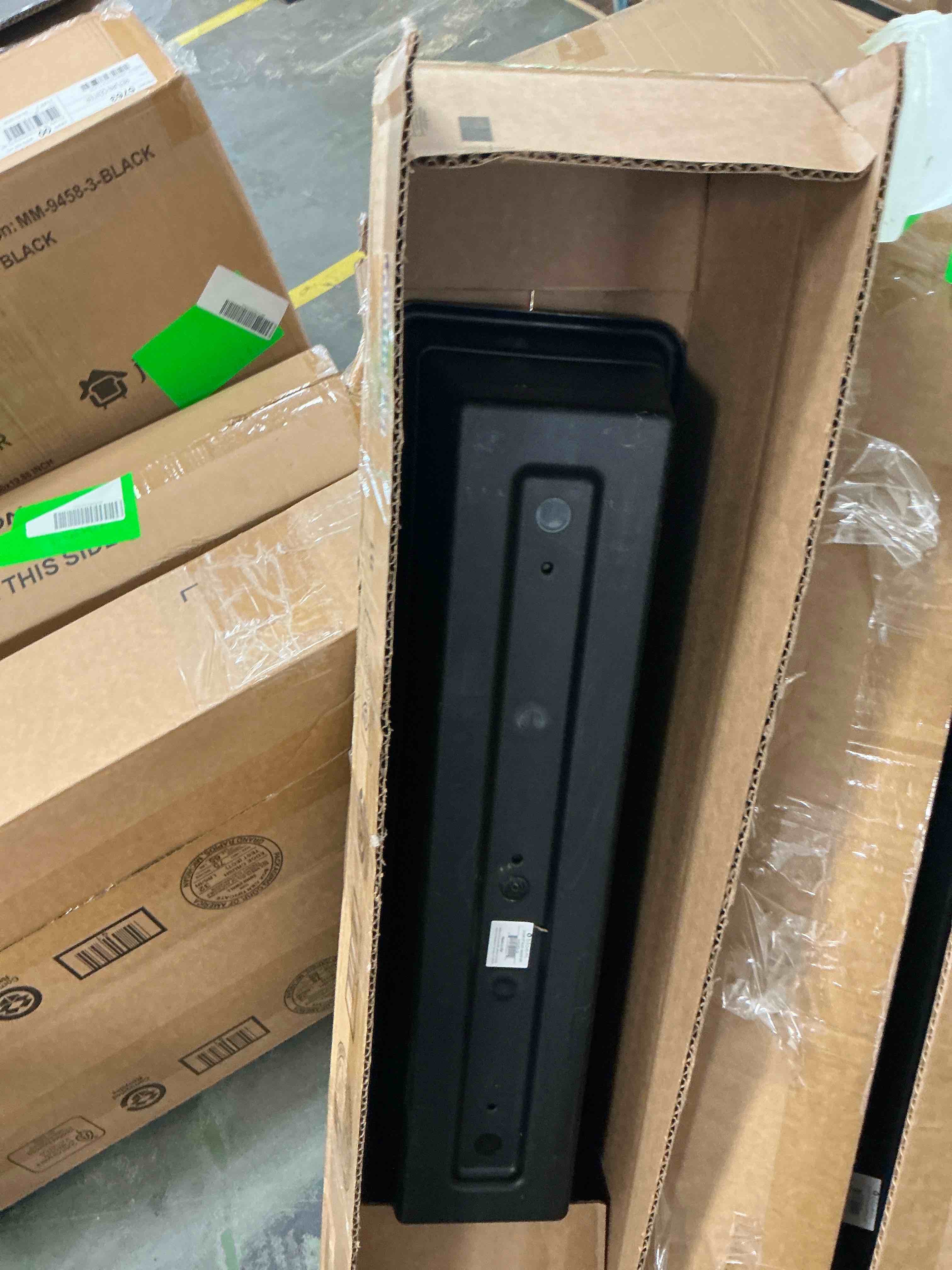 https://s3.amazonaws.com/lotting-images-prod/EmanualPiazza/TEA4160036_1783523874160.jpeg
