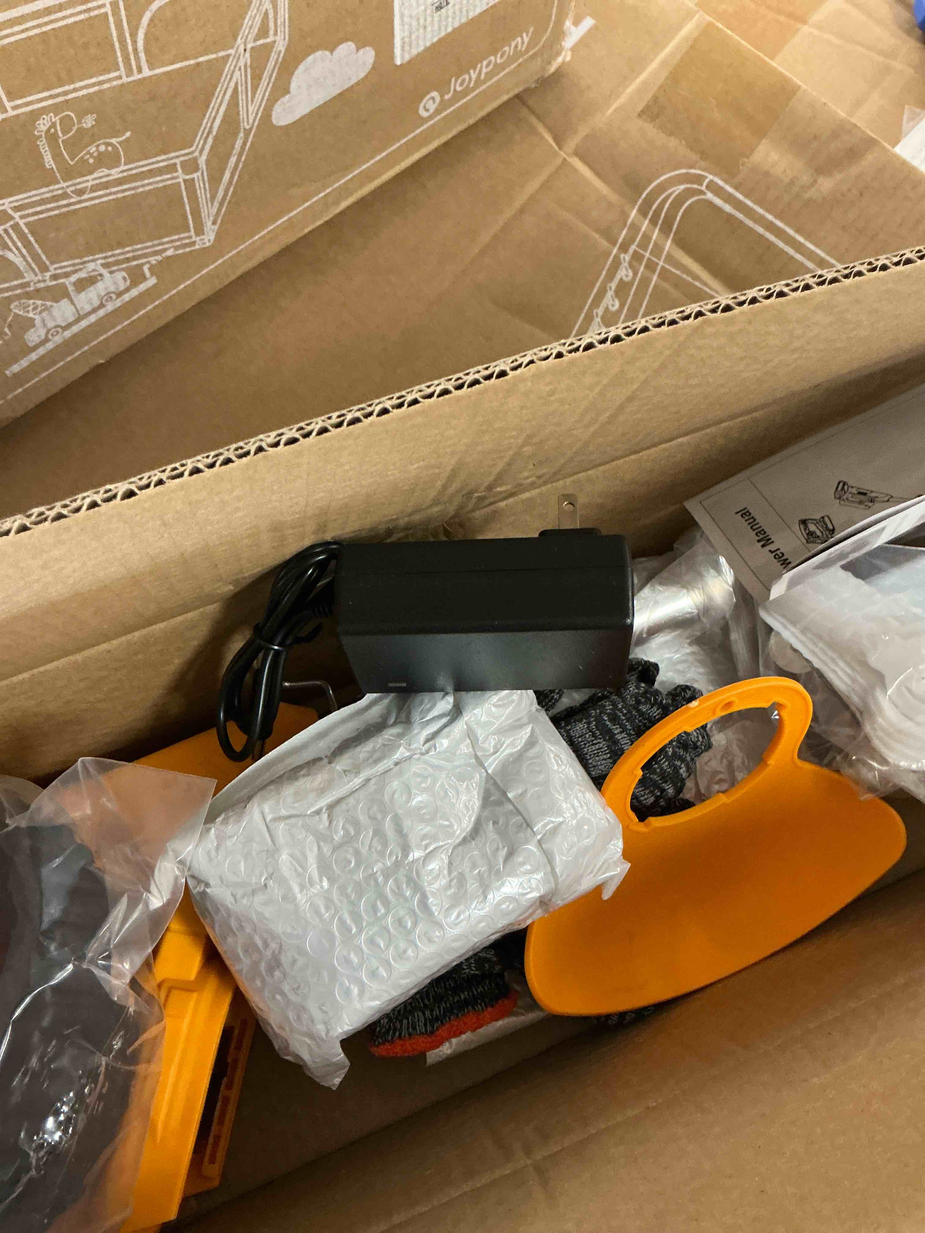 https://s3.amazonaws.com/lotting-images-prod/EmanualPiazza/TEA4160052_1783526517973.jpeg