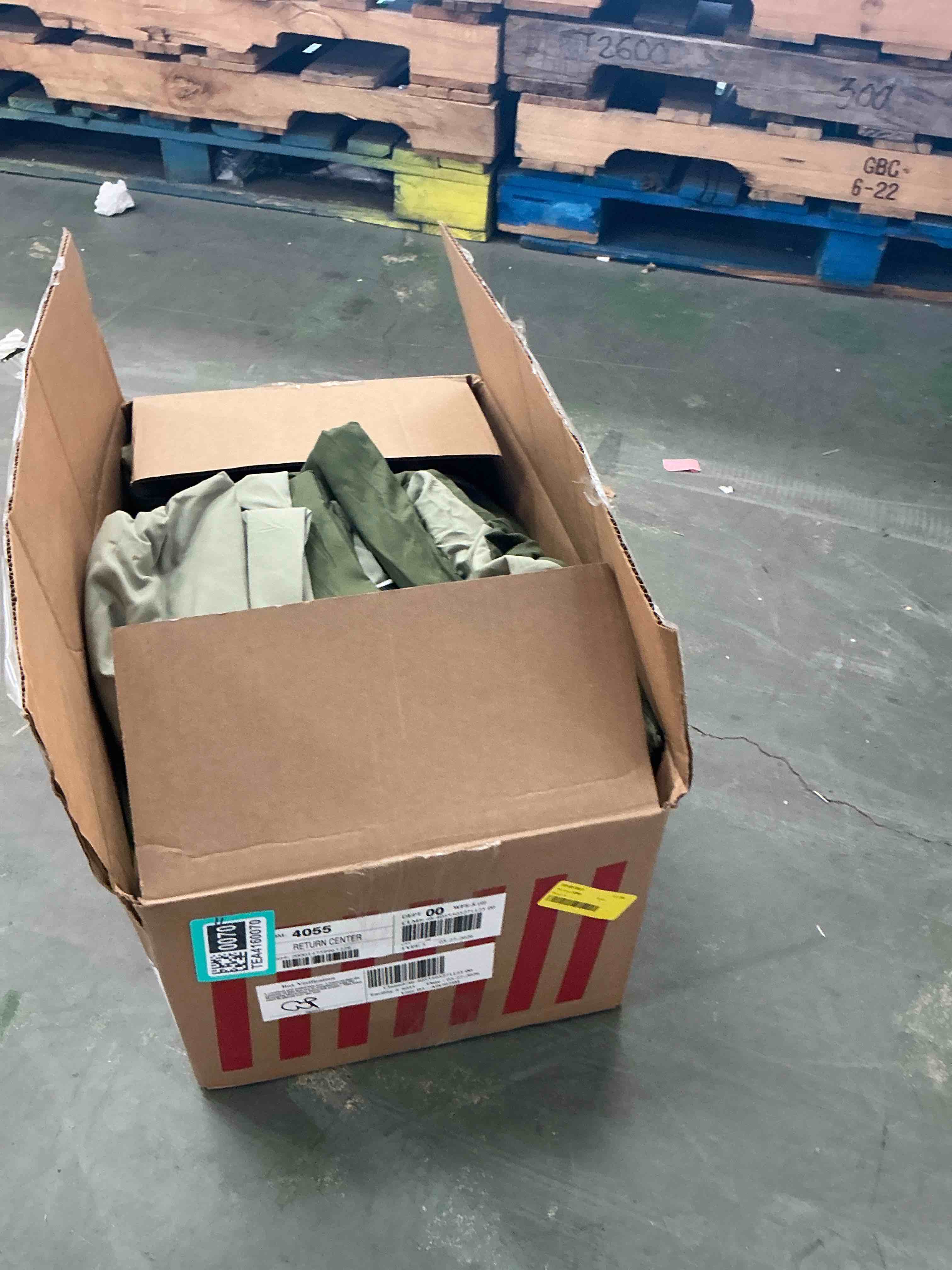 https://s3.amazonaws.com/lotting-images-prod/EmanualPiazza/TEA4160070_1783614839554.jpeg