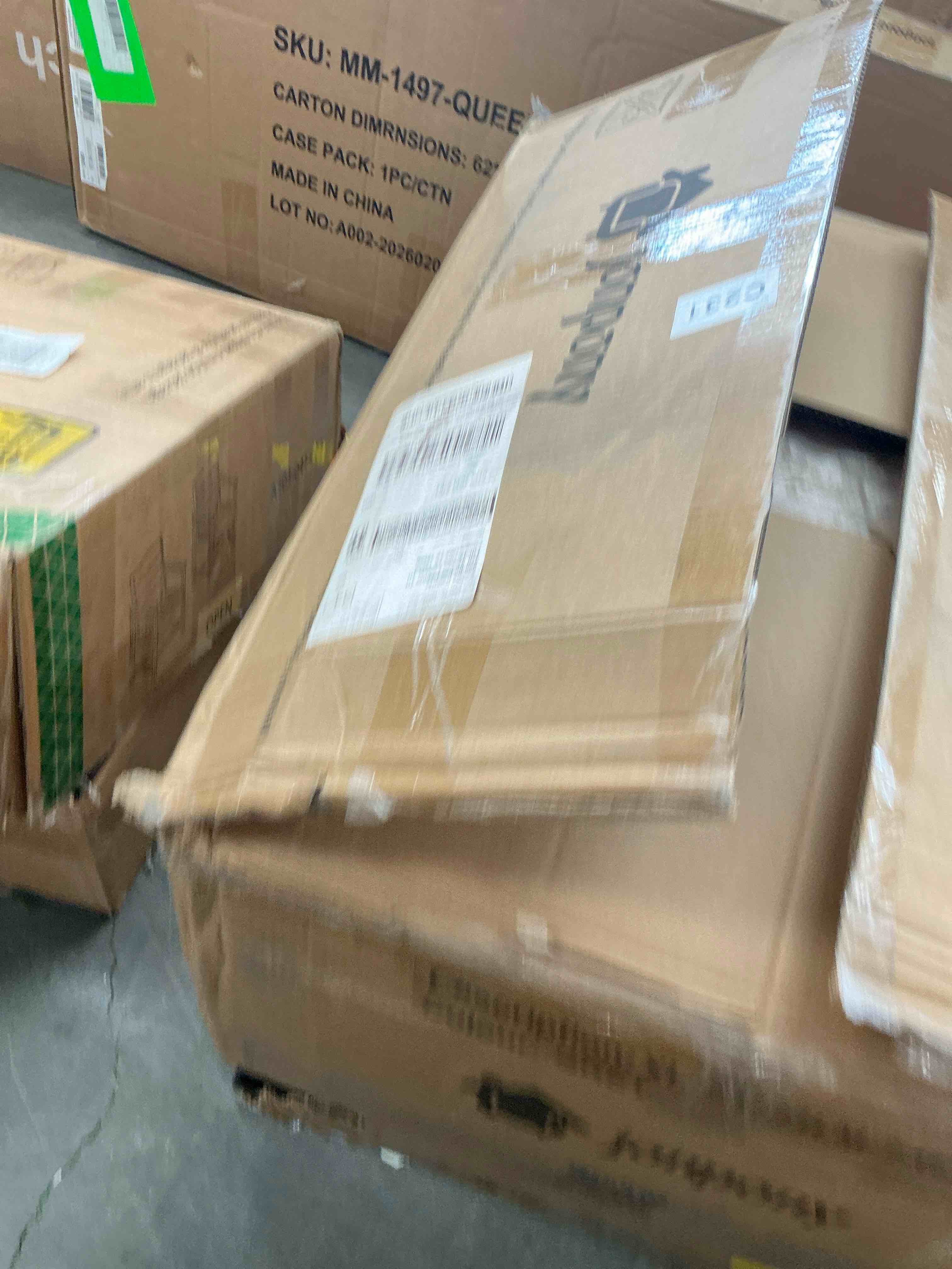 https://s3.amazonaws.com/lotting-images-prod/EmanualPiazza/TEA4160091_1783618665793.jpeg