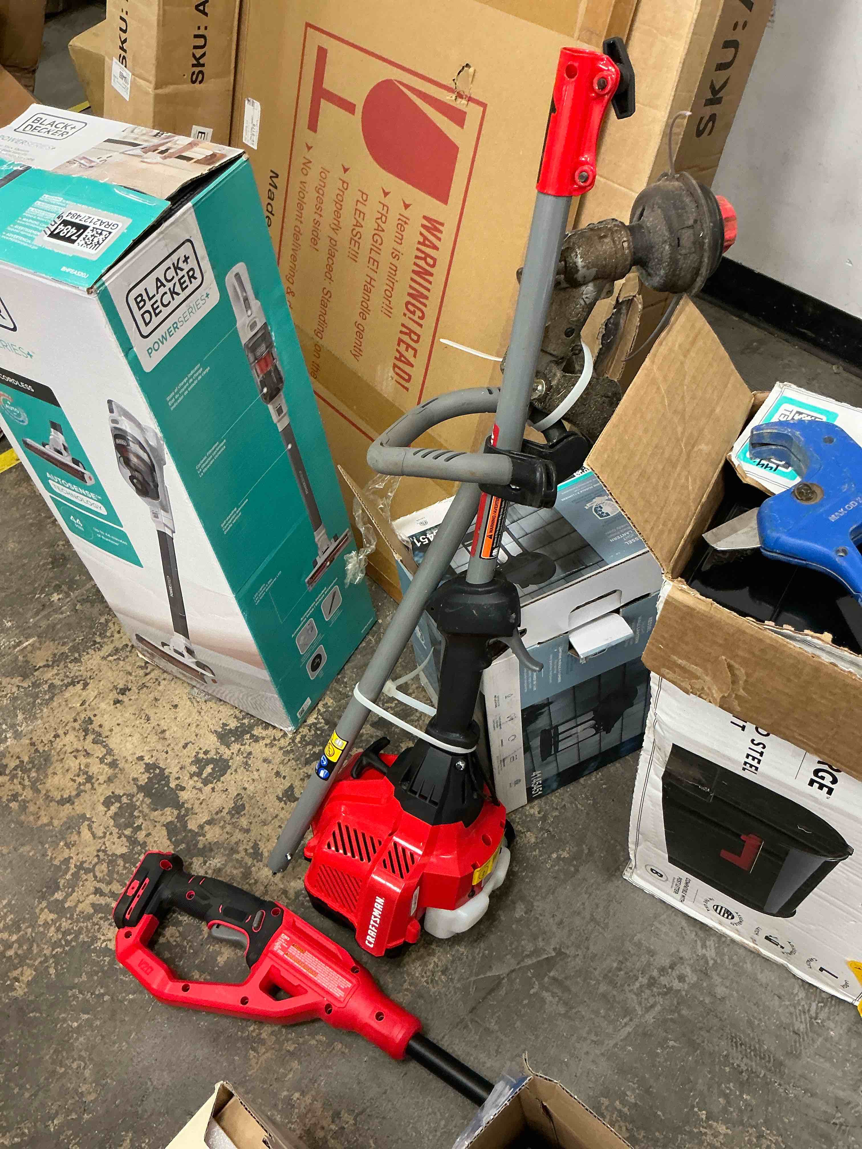 Condition photo showing Good Condition for craftsman ws2200 25-cc 2-cycle 17-in straight shaft attachment capable gas string trimmer