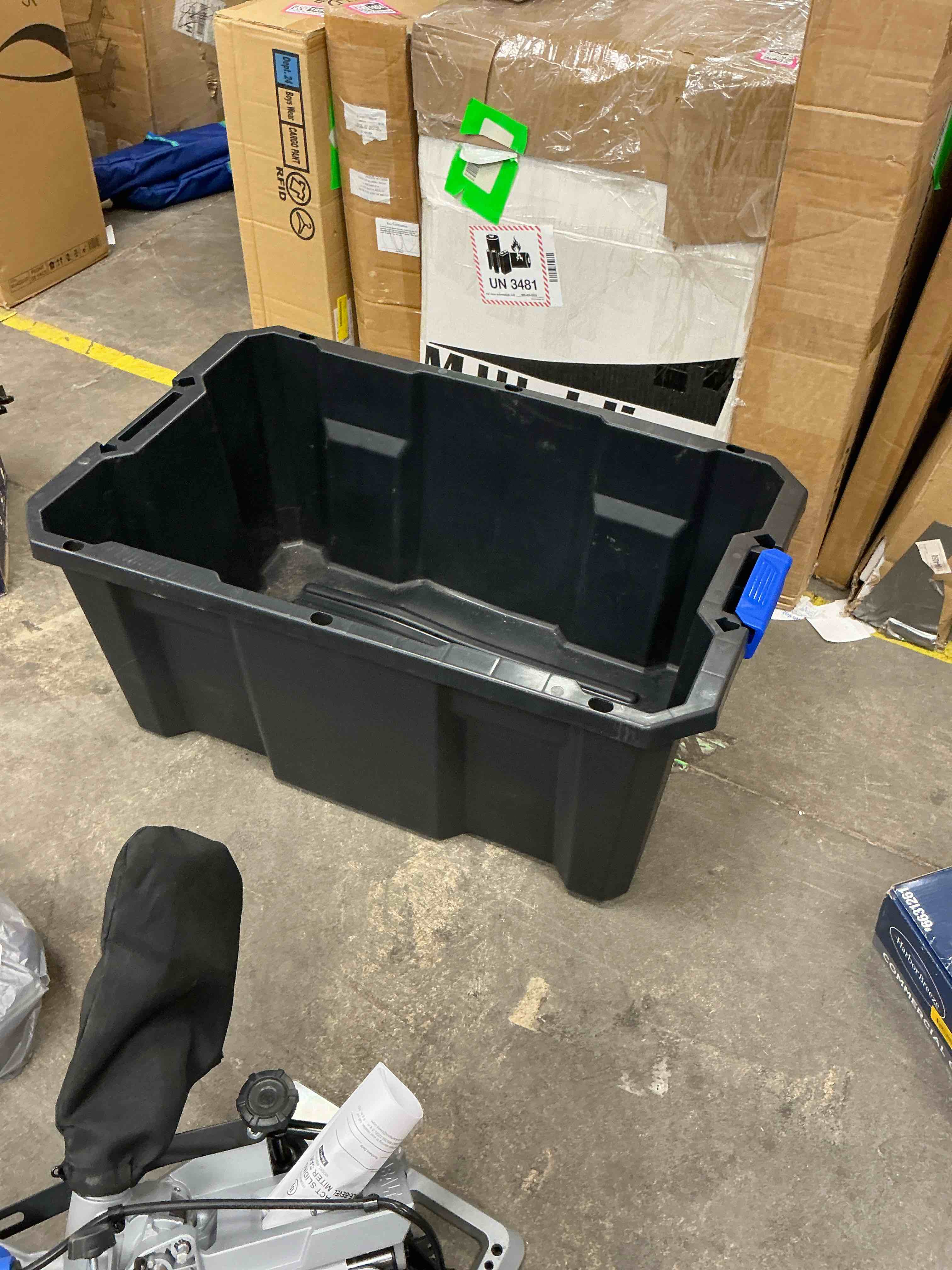 Condition photo showing Good Condition for kobalt x-large black heavy duty stackable tote with latching lid 27 gallon