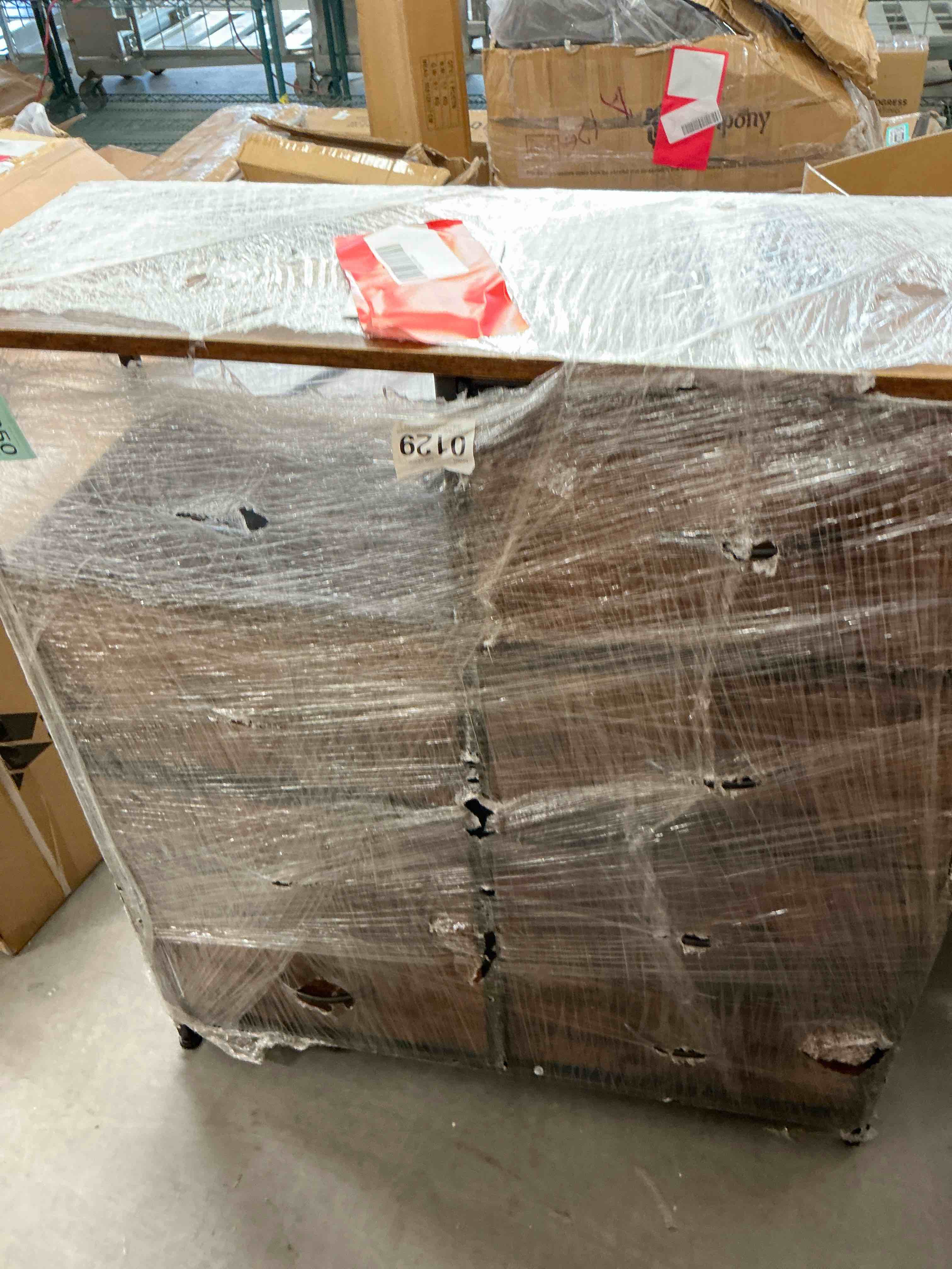 Condition photo showing Good Condition for yangming 8 drawer fabric dresser for bedroom chest of drawer organizer storage cabinet for closet entryway rust brown
