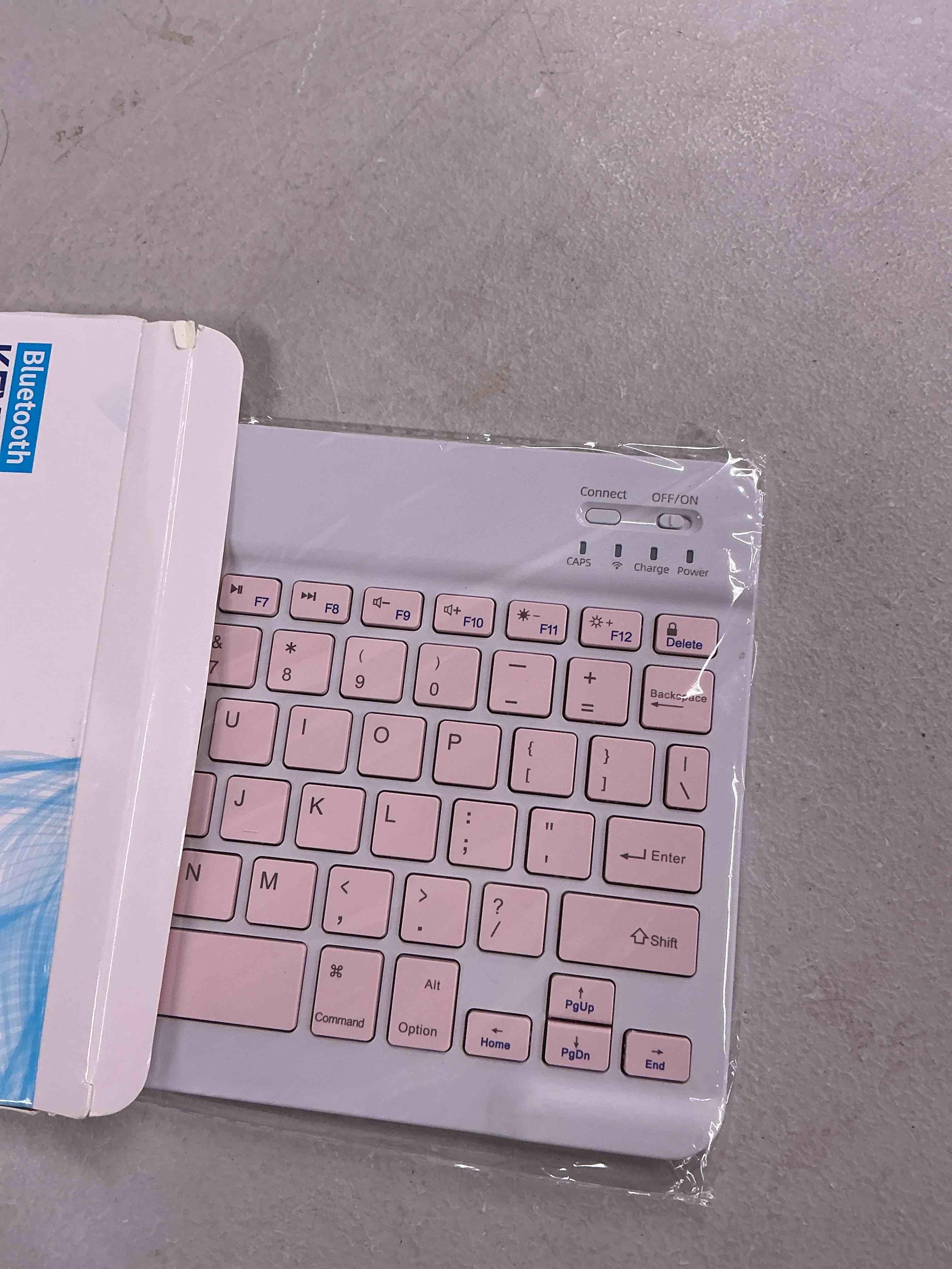 Condition photo showing Good Condition for bluetooth keyboard compatible with ipad 10th generation, rechargeable portable 10 inch wireless keyboard for iphone, ipad mini, samsung tablets keyboards ultra-slim, travel office computer accessories pink