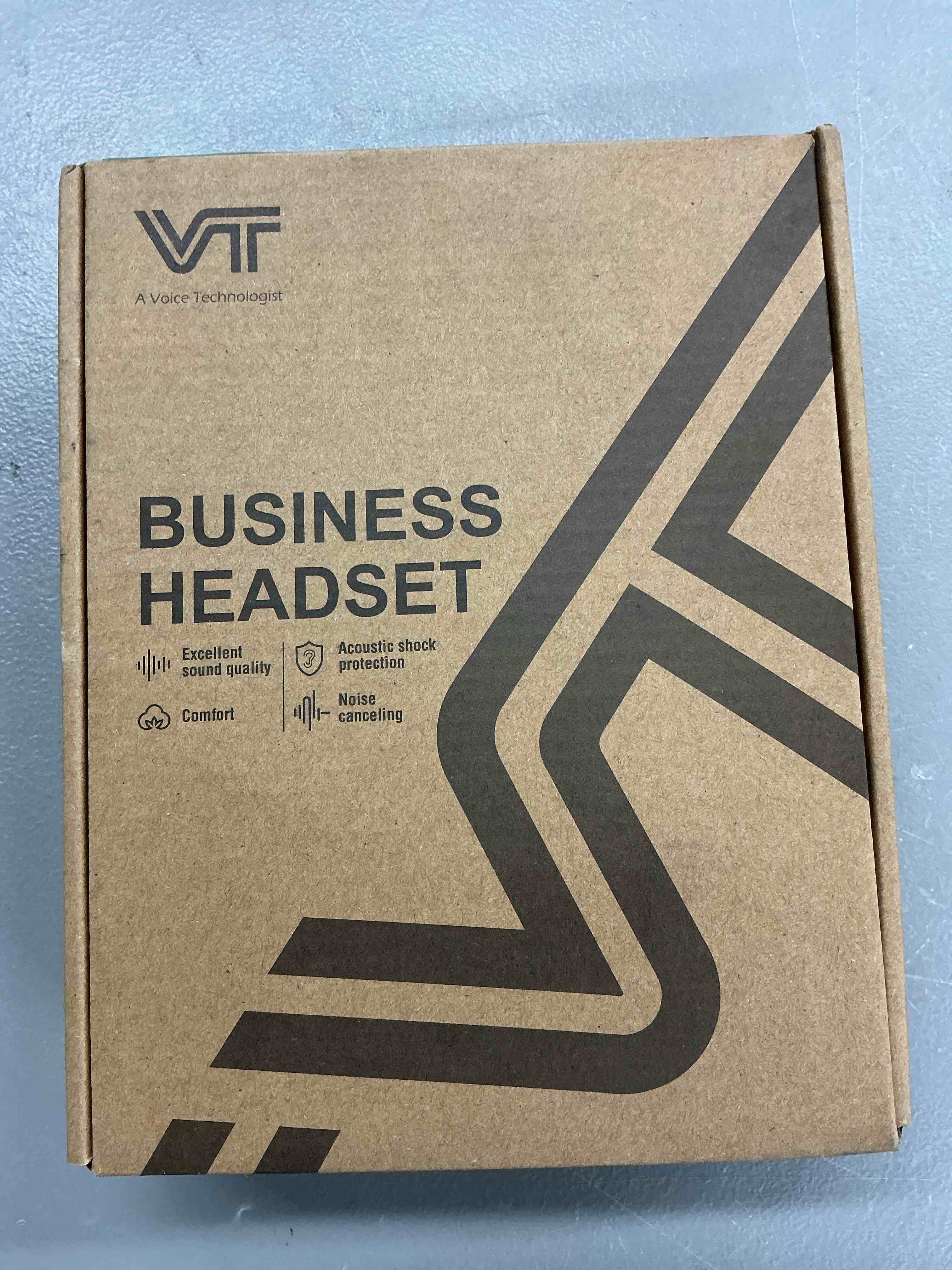 https://s3.amazonaws.com/lotting-images-prod/EmanualPiazza/TEA4997604_1780587189557.jpeg