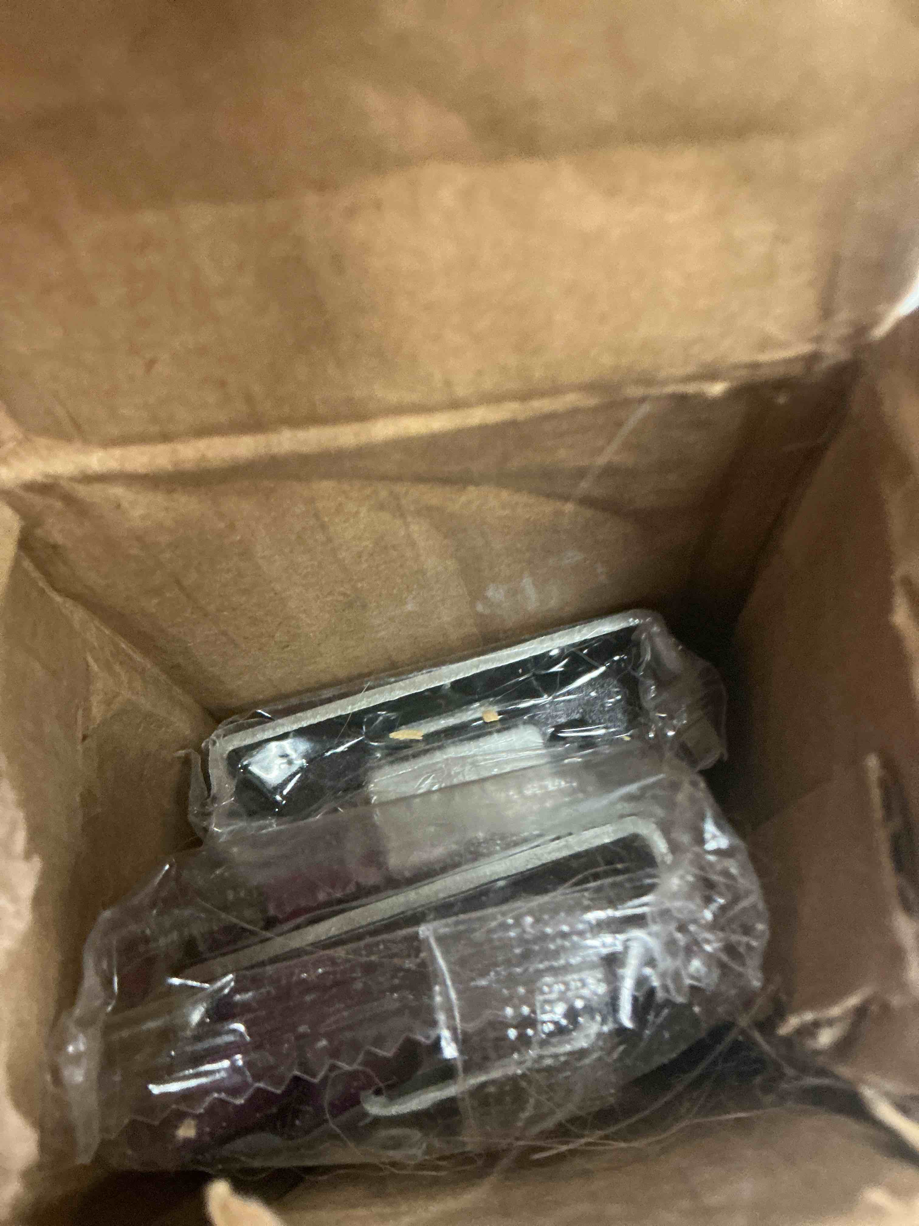 Condition photo showing Good Condition for heavy duty drawer slides, 22 inches 53 mm width (2.1 inches) up to 300 lb load capacity, side mount, 3-fold full extension, ball bearing, 1 pair w 53 mm : 300 lb 22 inch