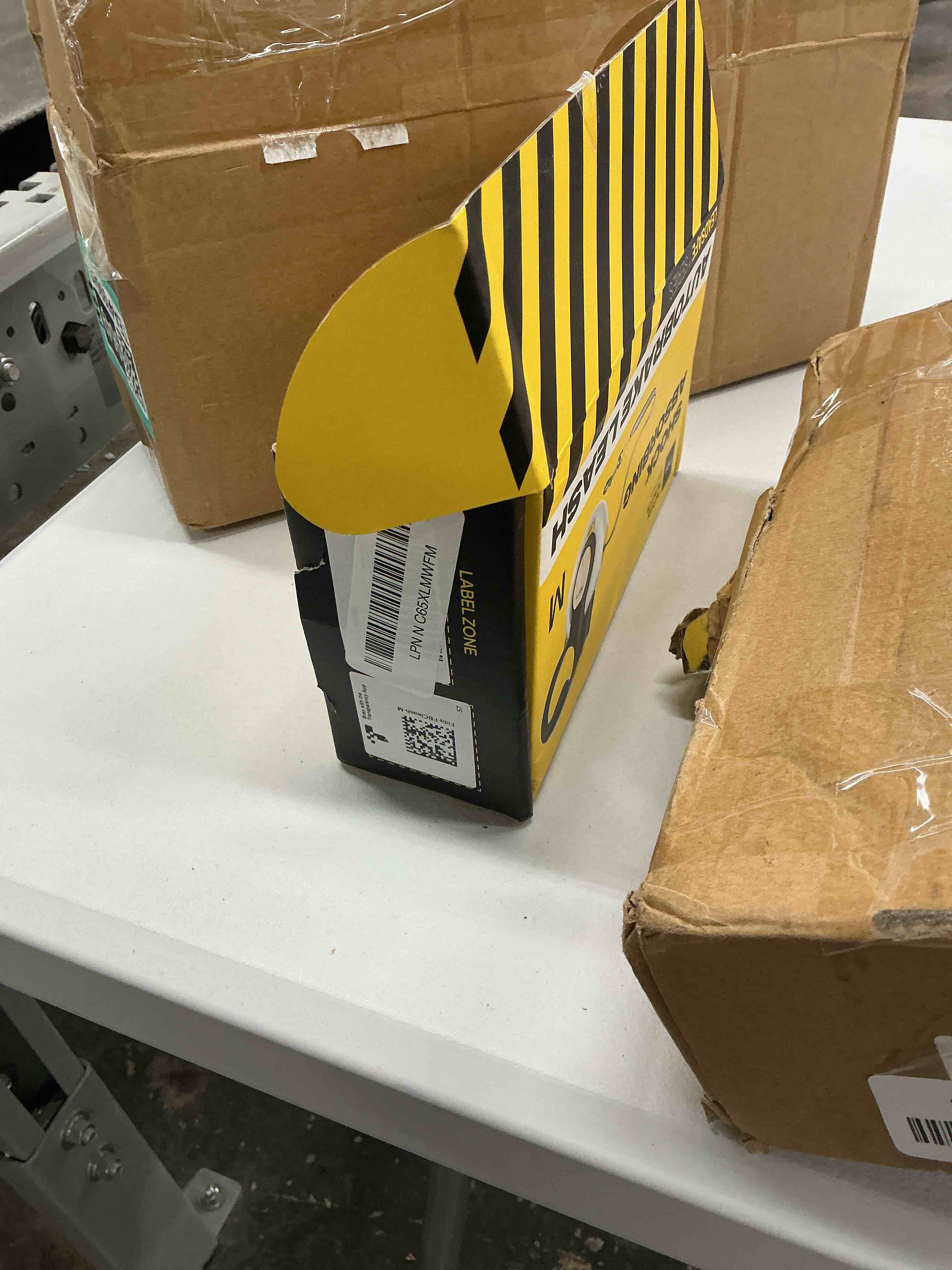 https://s3.amazonaws.com/lotting-images-prod/EmanualPiazza/TEA4999650_1778510196098.jpeg
