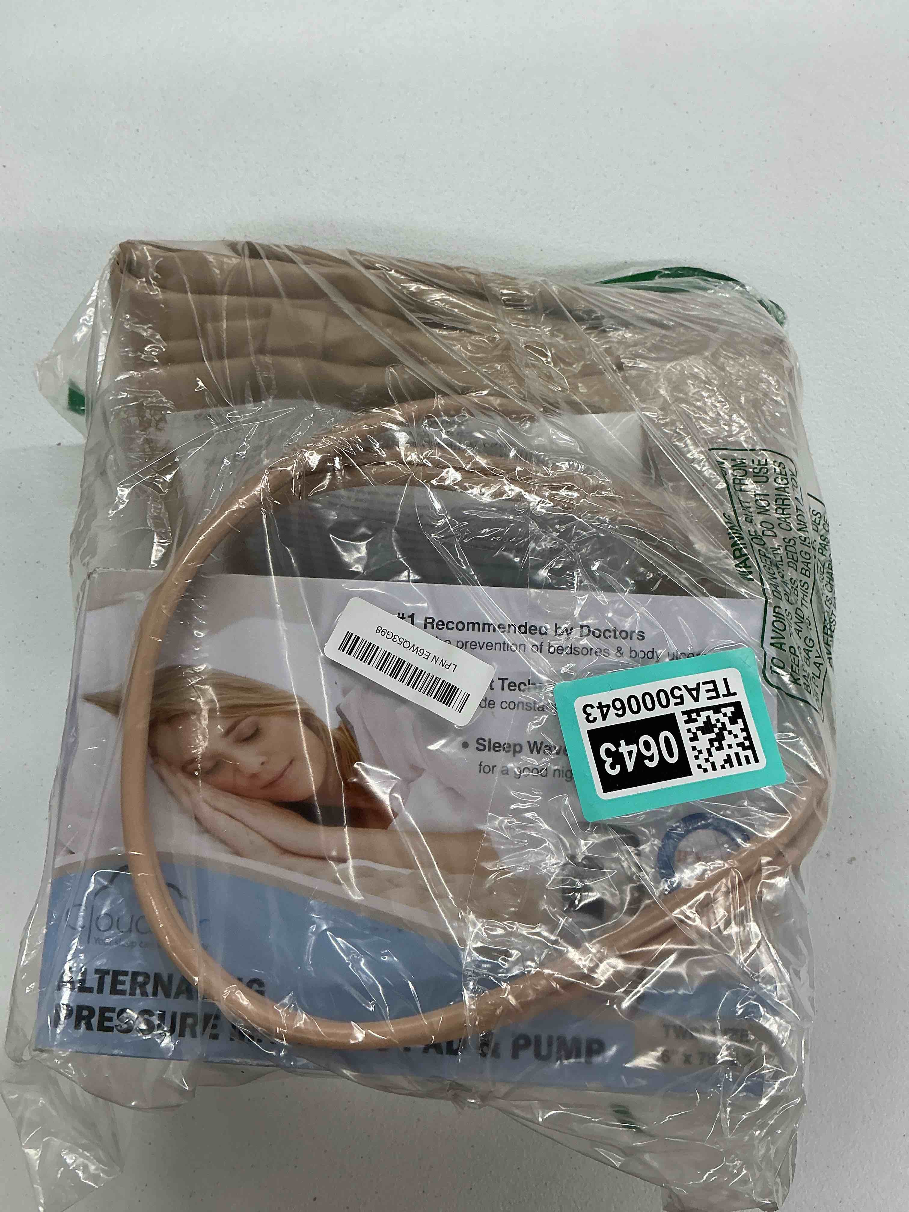 Condition photo showing Good Condition for vaunn medical cloud air whisper quiet alternating air pressure mattress topper with pump twin size 36" x 78" x 3" standard