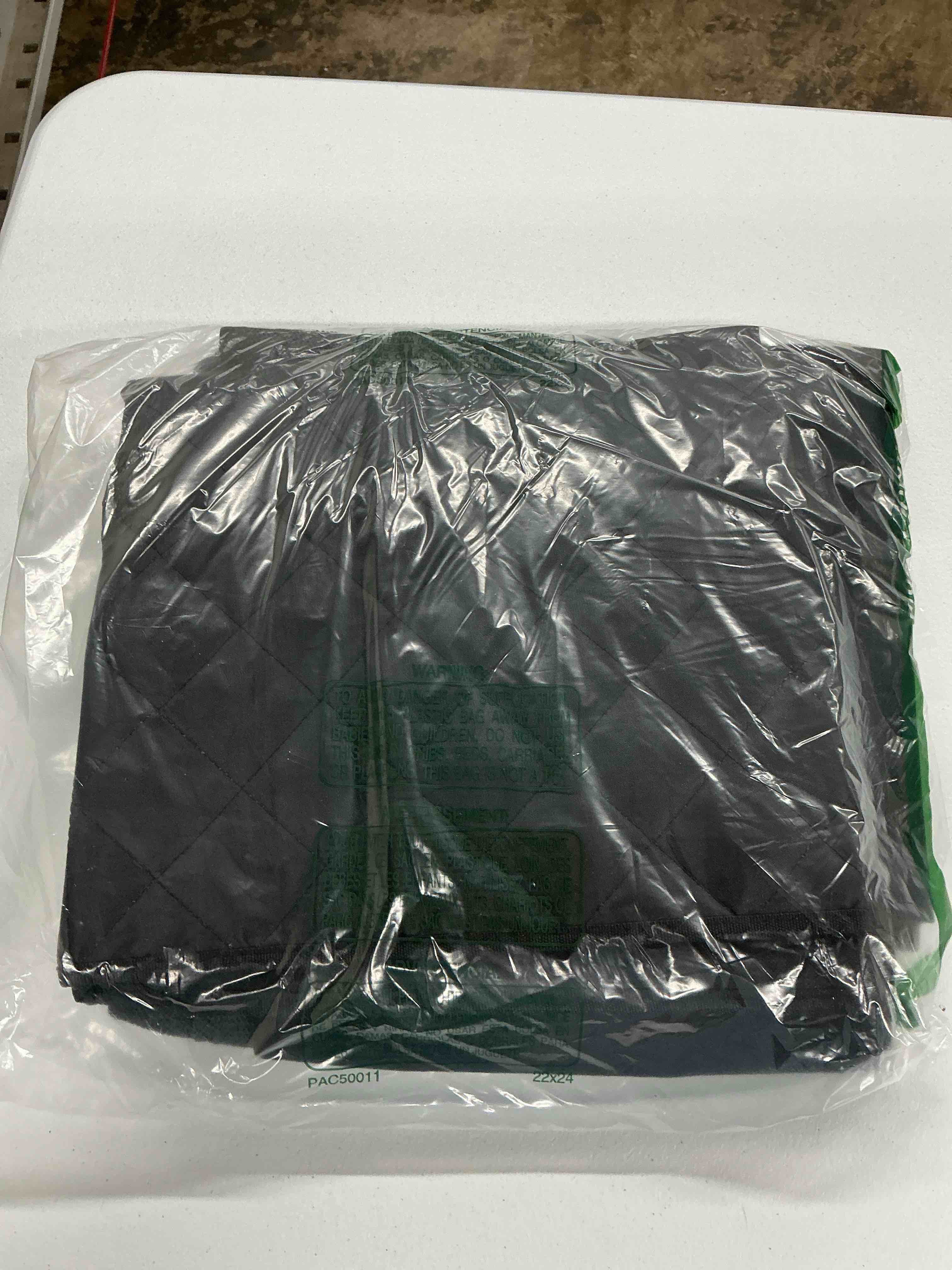 Condition photo showing Good Condition for lusso gear dog car seat cover - waterproof non-slip car back seat protector - rear car seat cover for dogs - universal fit for sedans trucks suvs - scratchproof backseat car cover - machine washable - premium edition - black
