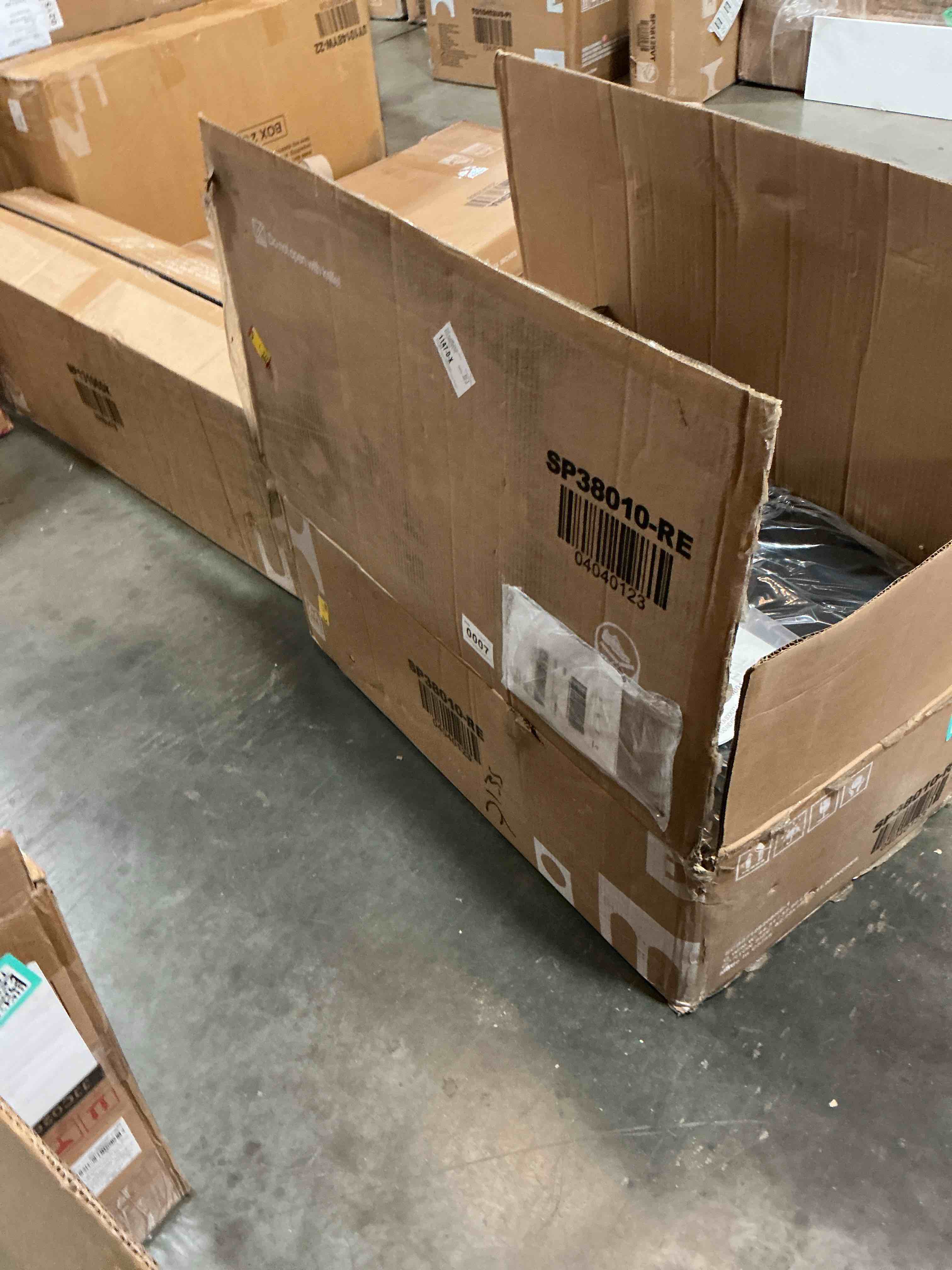 https://s3.amazonaws.com/lotting-images-prod/EmanualPiazza/TEA5002277_1777660642407.jpeg