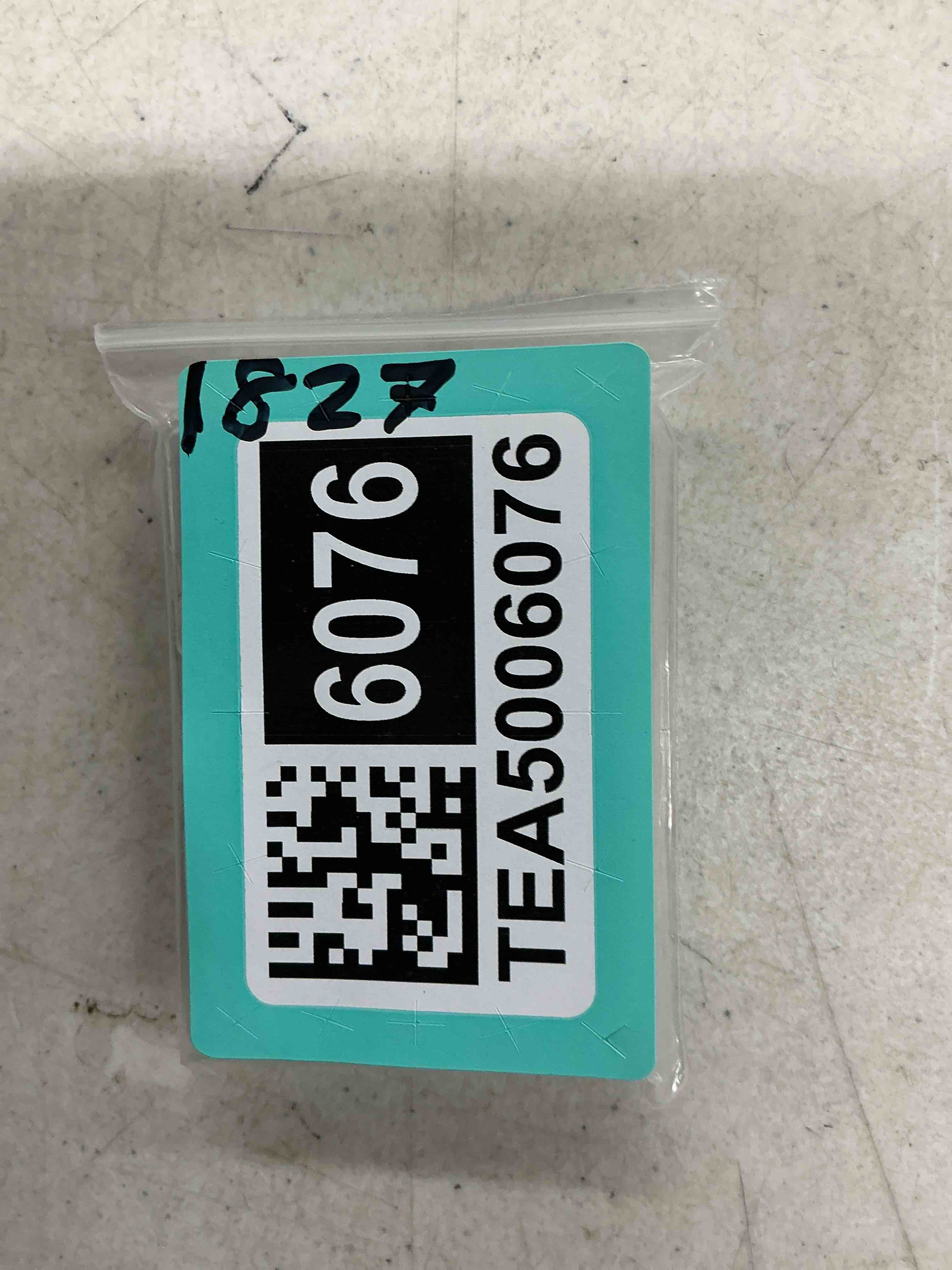 https://s3.amazonaws.com/lotting-images-prod/EmanualPiazza/TEA5006076_1777906874981.jpeg