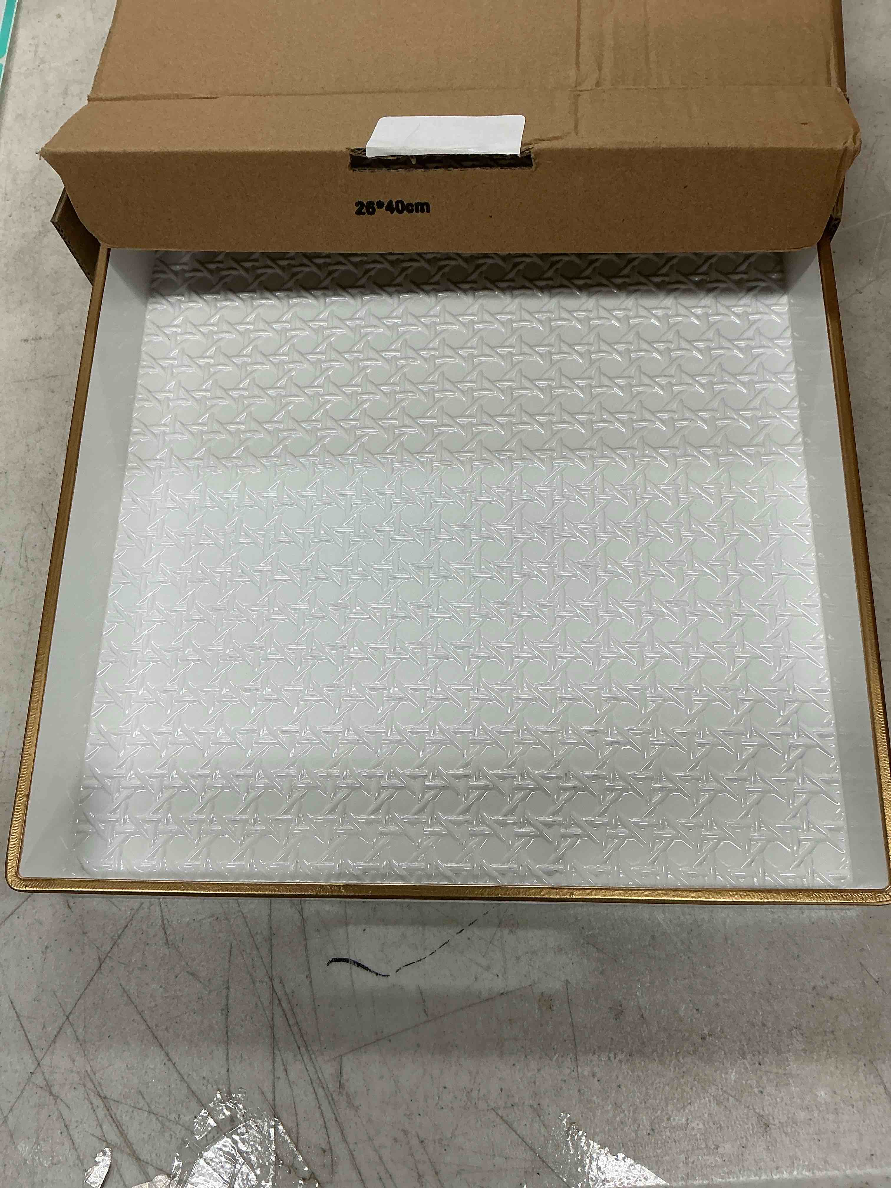 https://s3.amazonaws.com/lotting-images-prod/EmanualPiazza/TEA5006464_1778003628812.jpeg