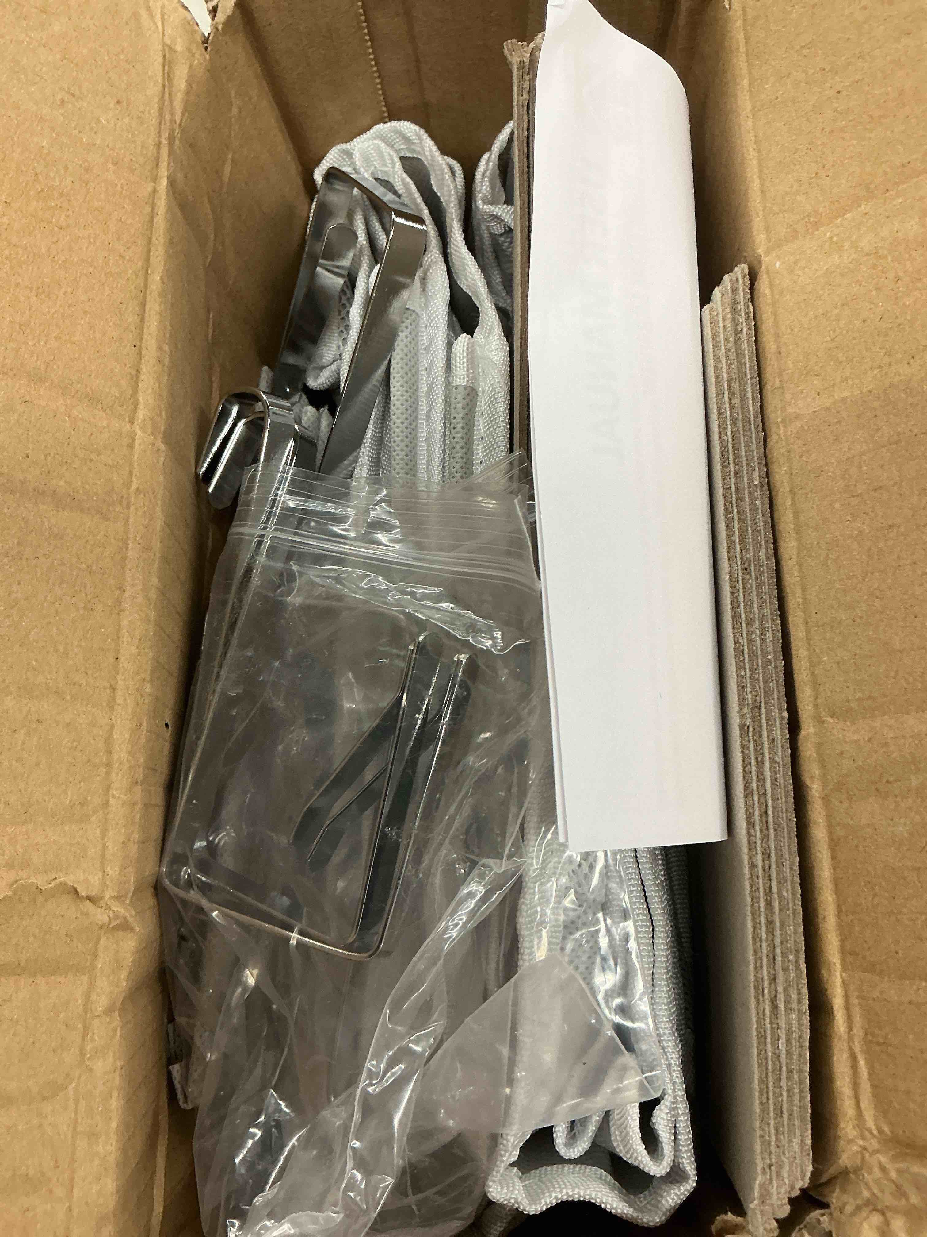 https://s3.amazonaws.com/lotting-images-prod/EmanualPiazza/TEA5006467_1778003875992.jpeg