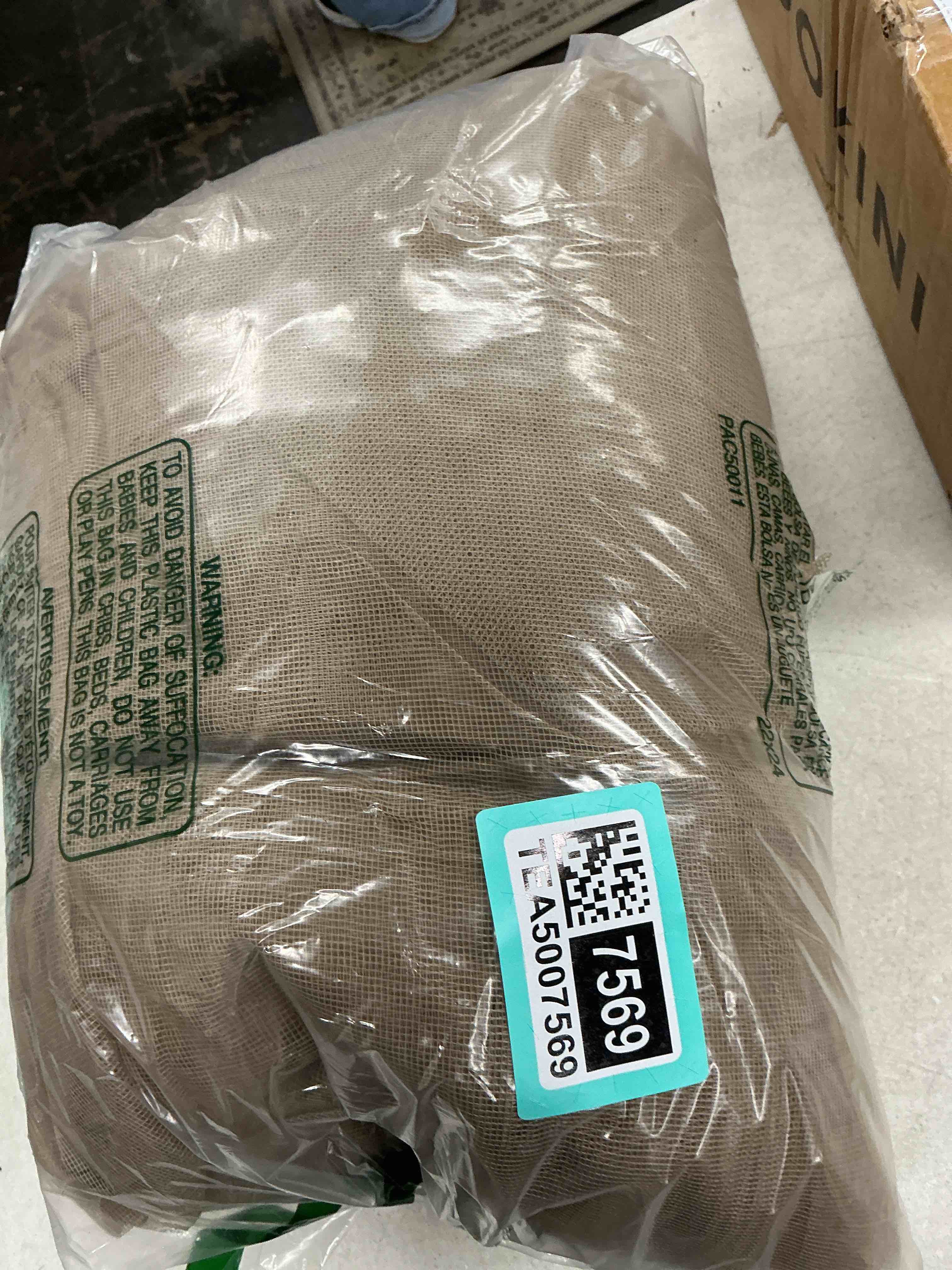 https://s3.amazonaws.com/lotting-images-prod/EmanualPiazza/TEA5007569_1778254216092.jpeg