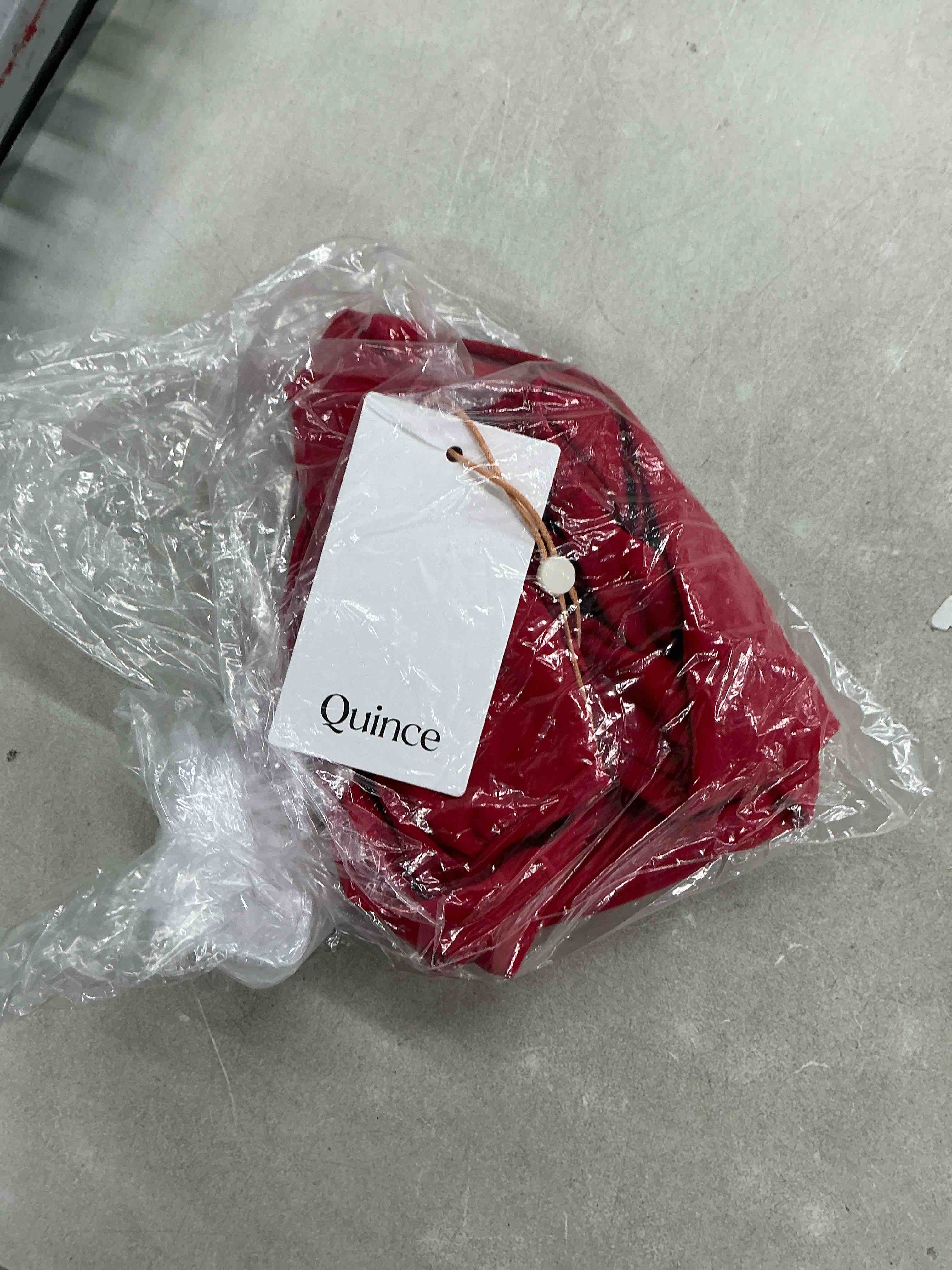 Condition photo showing New/Like New for quince italian v-neck bikini top, l, cherry