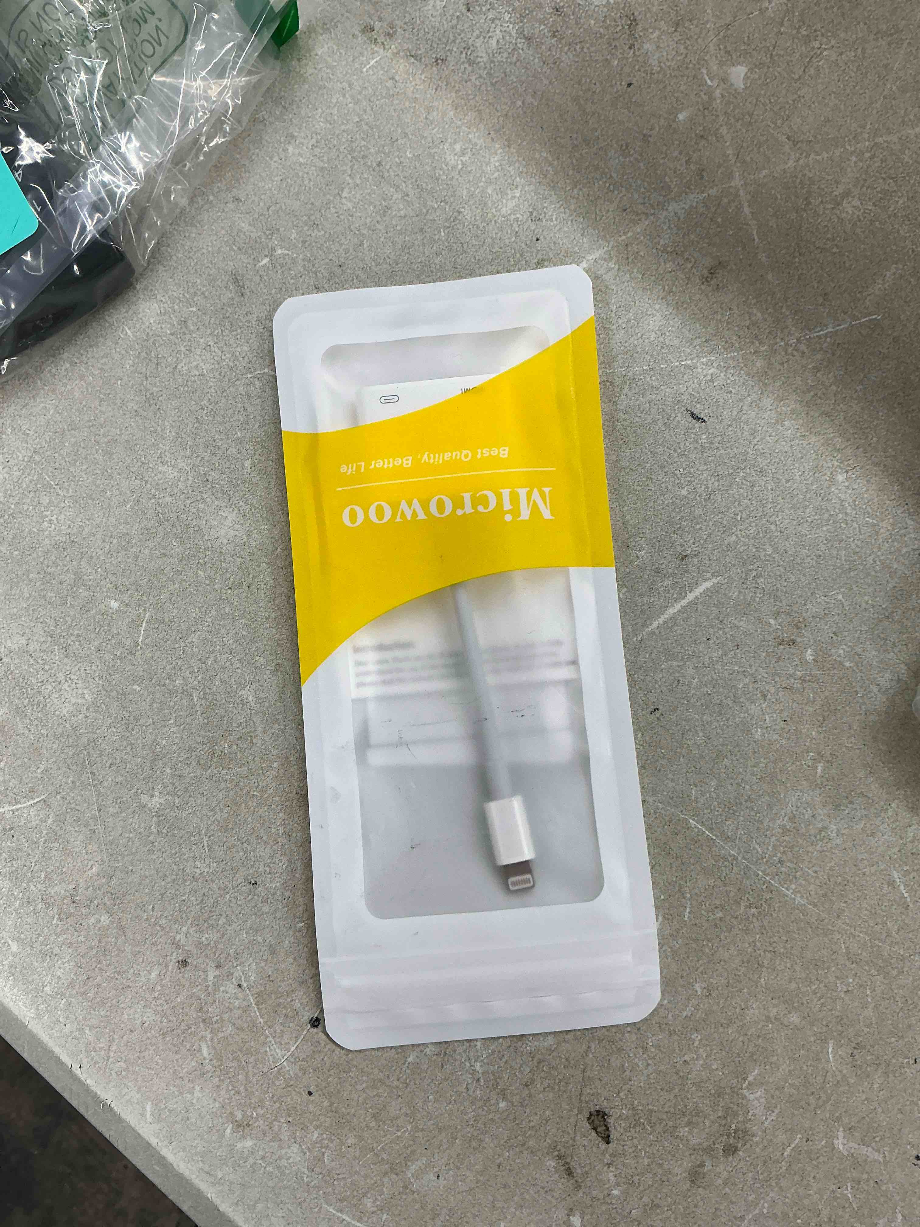 Condition photo showing Good Condition for lightning to hdmi adapter for iphone, [apple mfi certified] digital av dongle,1080p sync screen cable with lightning charging port for iphone, ipad to tv/projector/monitor no need power supply lightning to hdmi white