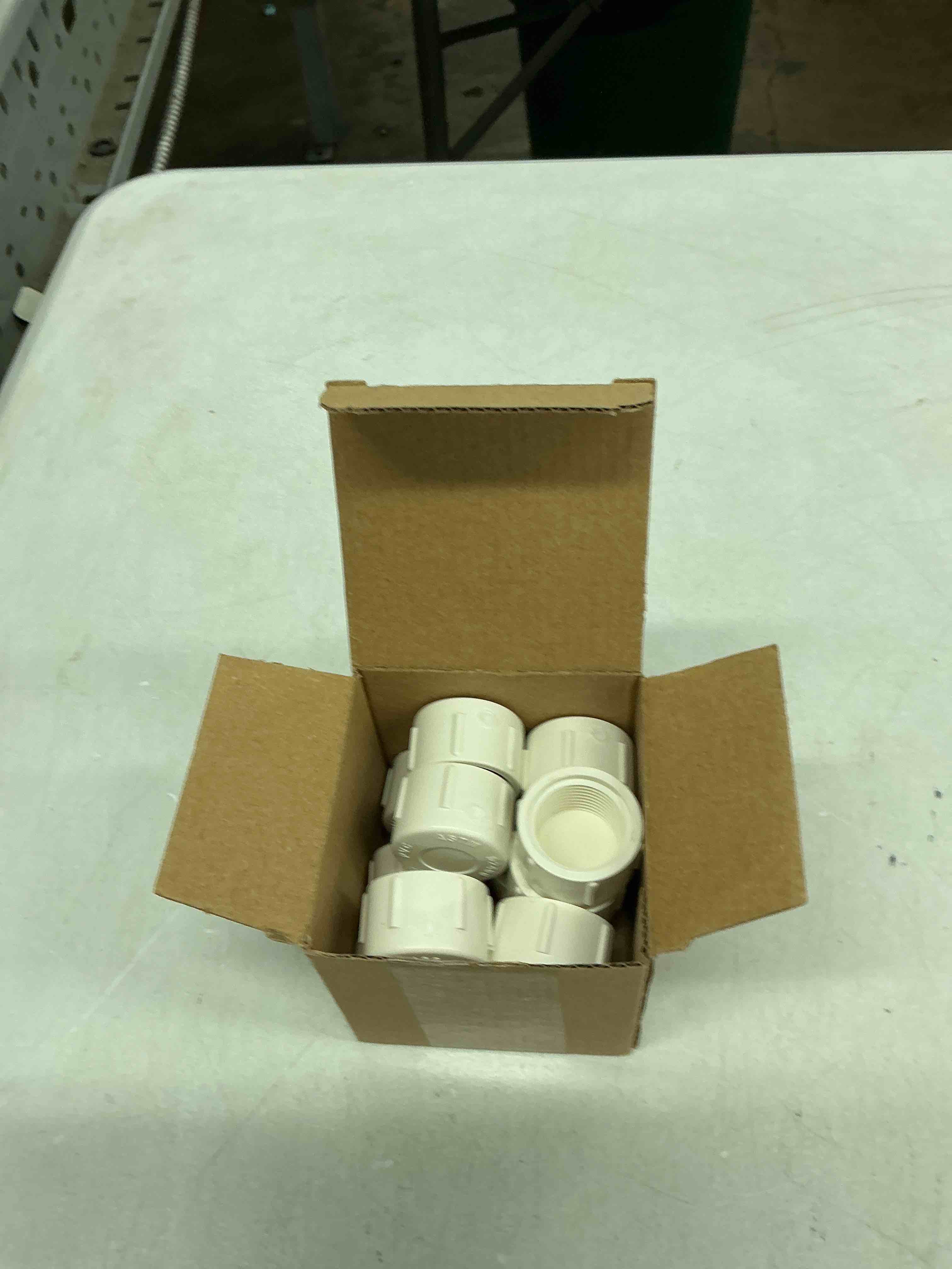 Condition photo showing Good Condition for ysil 3/4” pvc pip end cap plug sch40 female threaded 12pack white | schedule 40 female threaded water end cap connector pvc pipe fittings for plumbing water line 0.75 inch