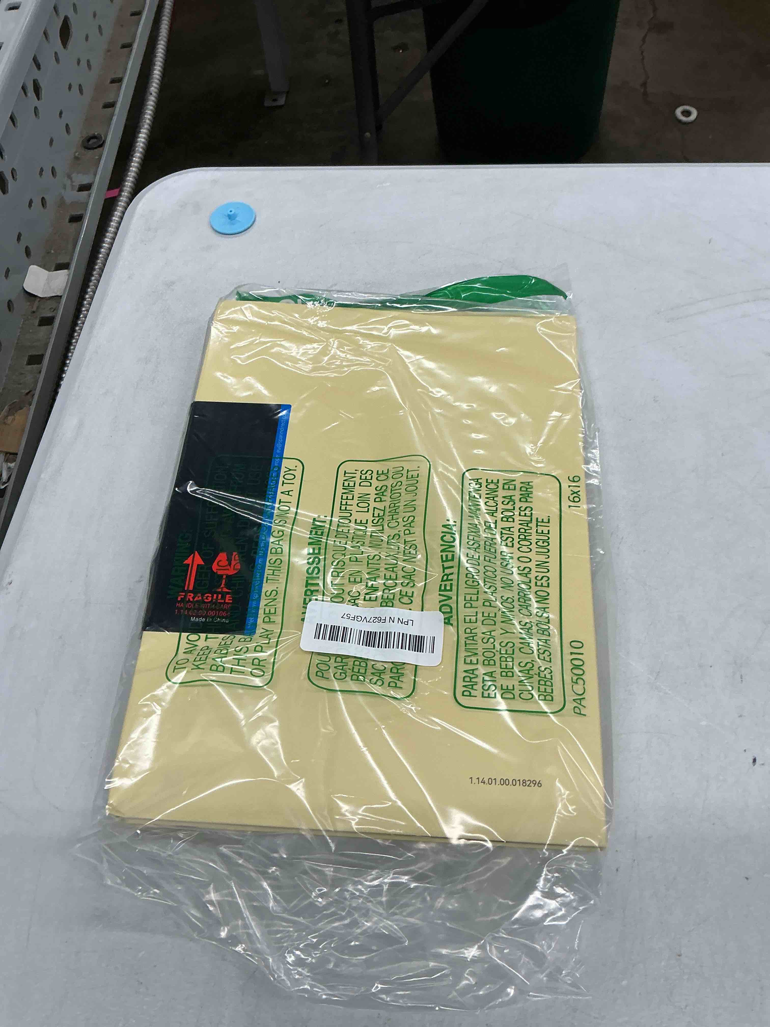 Condition photo showing Good Condition for sparin 2 pack screen protector for samsung galaxy tab s11/ s10 lite/ s10 fe/ s9 fe/ s9, (11"& 10.9") tempered glass compatible with s pen, case friendly, anti-scratches galaxy tab s11/s10 lite/s10 fe (11"&10.9")