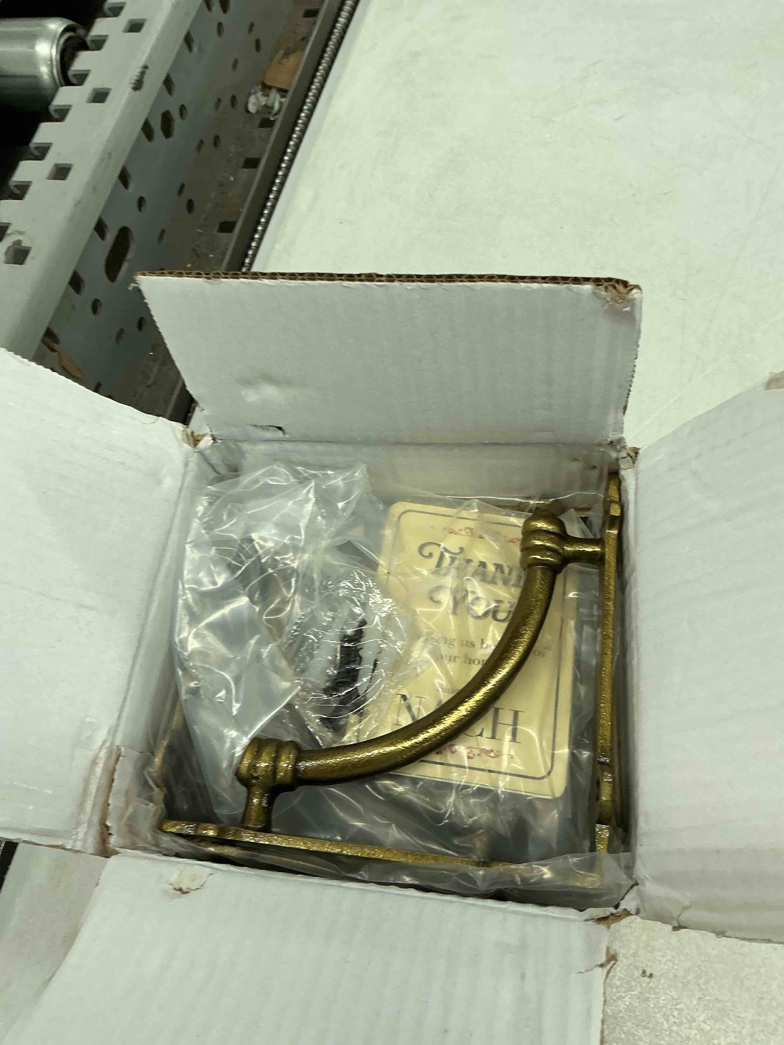 Condition photo showing Good Condition for nach decorative shelf brackets, 4 pack of 5.5 x 1.2 x 5.5 inch gold brackets - cast iron shelf brackets for mounting - half round style decorative brackets