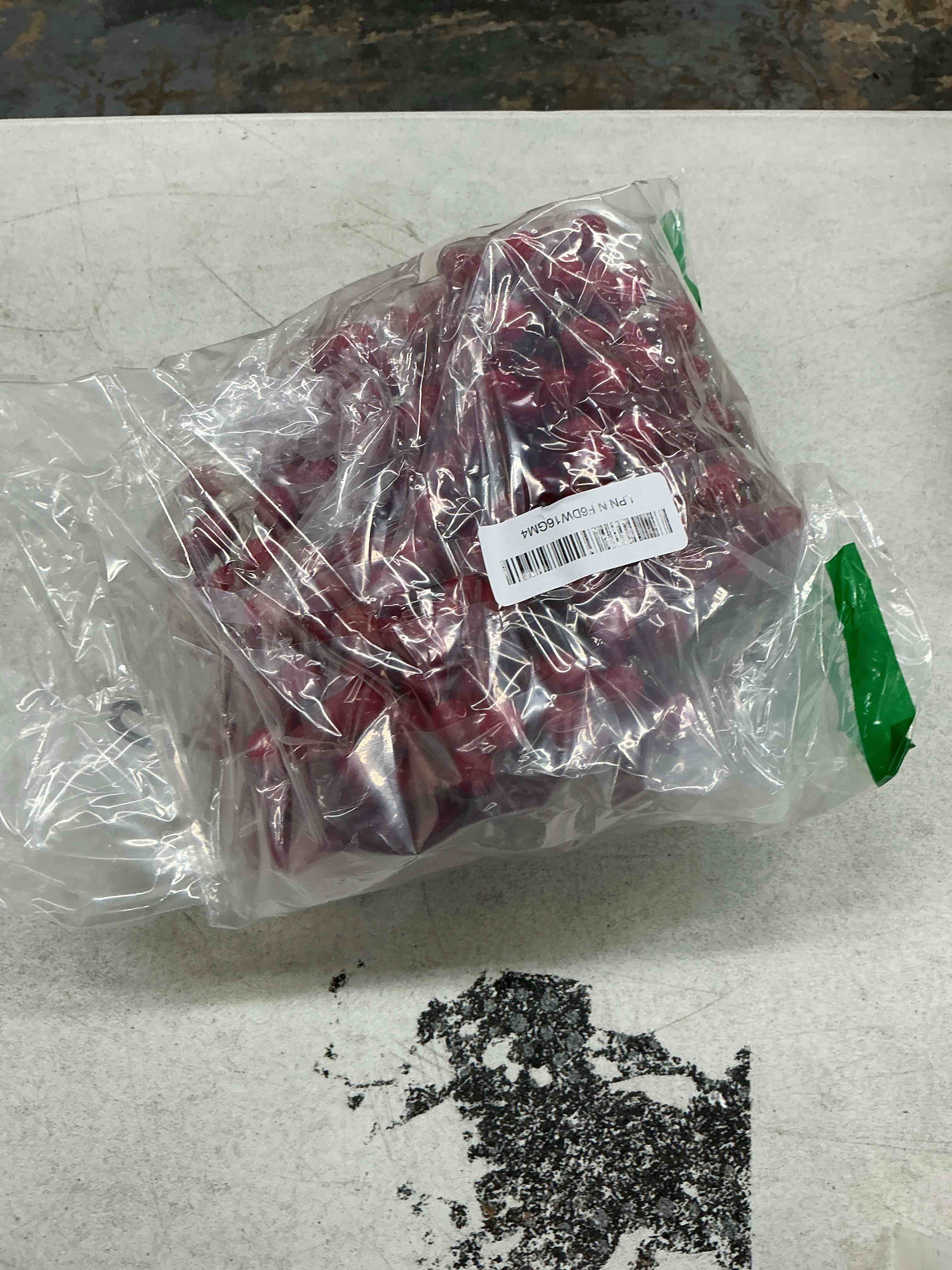 Condition photo showing Good Condition for joyhalo 2 pack 8.9ft christmas red berry garland with string lights | artifial burgundy berry garland for xmas tree, valentine's day, mantle, fireplace, window and outdoor holiday decoration