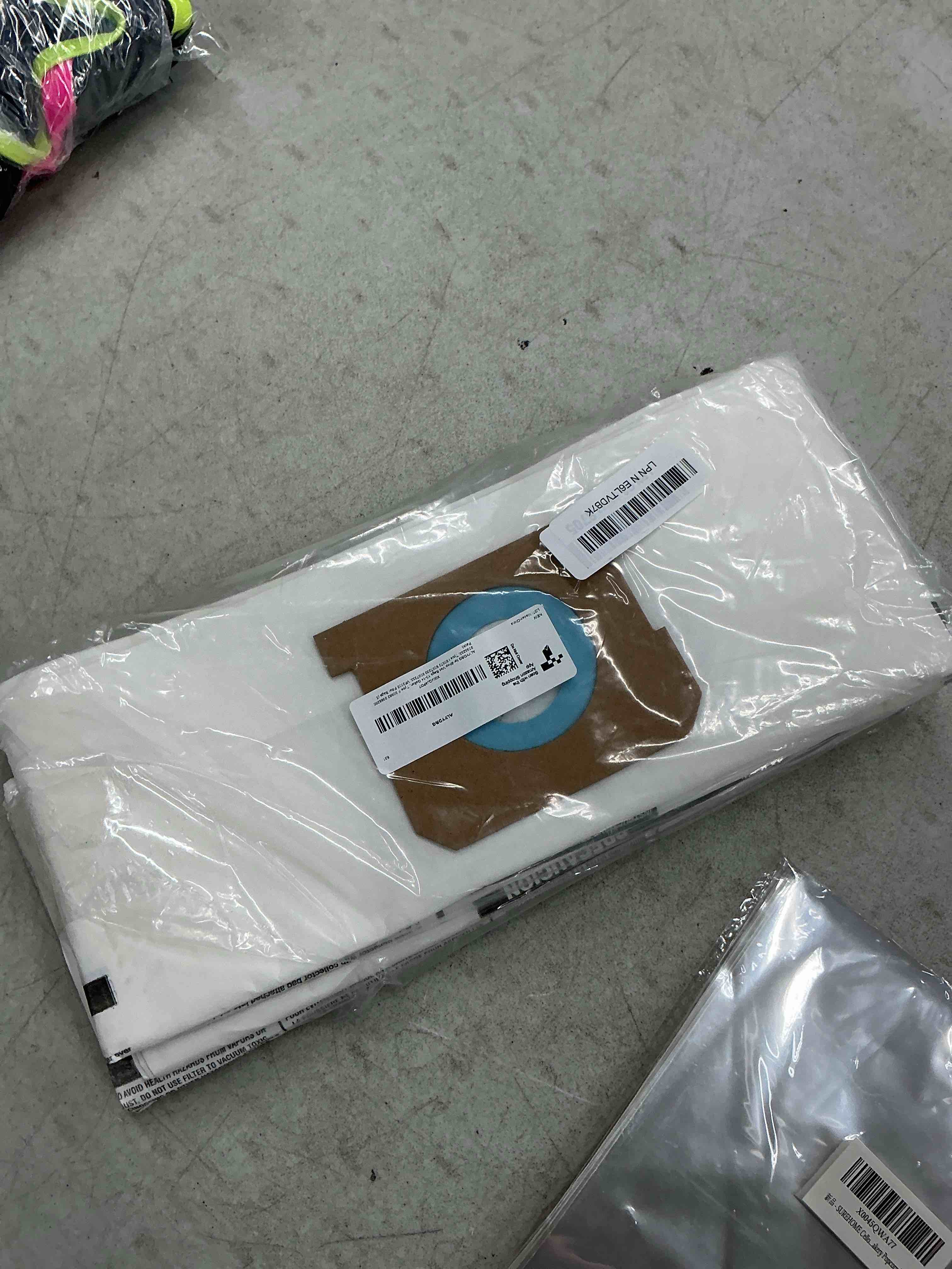Condition photo showing Good Condition for for 2-1/2" port shop vac bags 10-14 gallon, alyydbg type f 90662 9066200 9066233; type i 90672 9067200 9067233; vf2005, high efficiency disposable fine dust collection vacuum filter bags (5 pack) 5 10-14 gallon