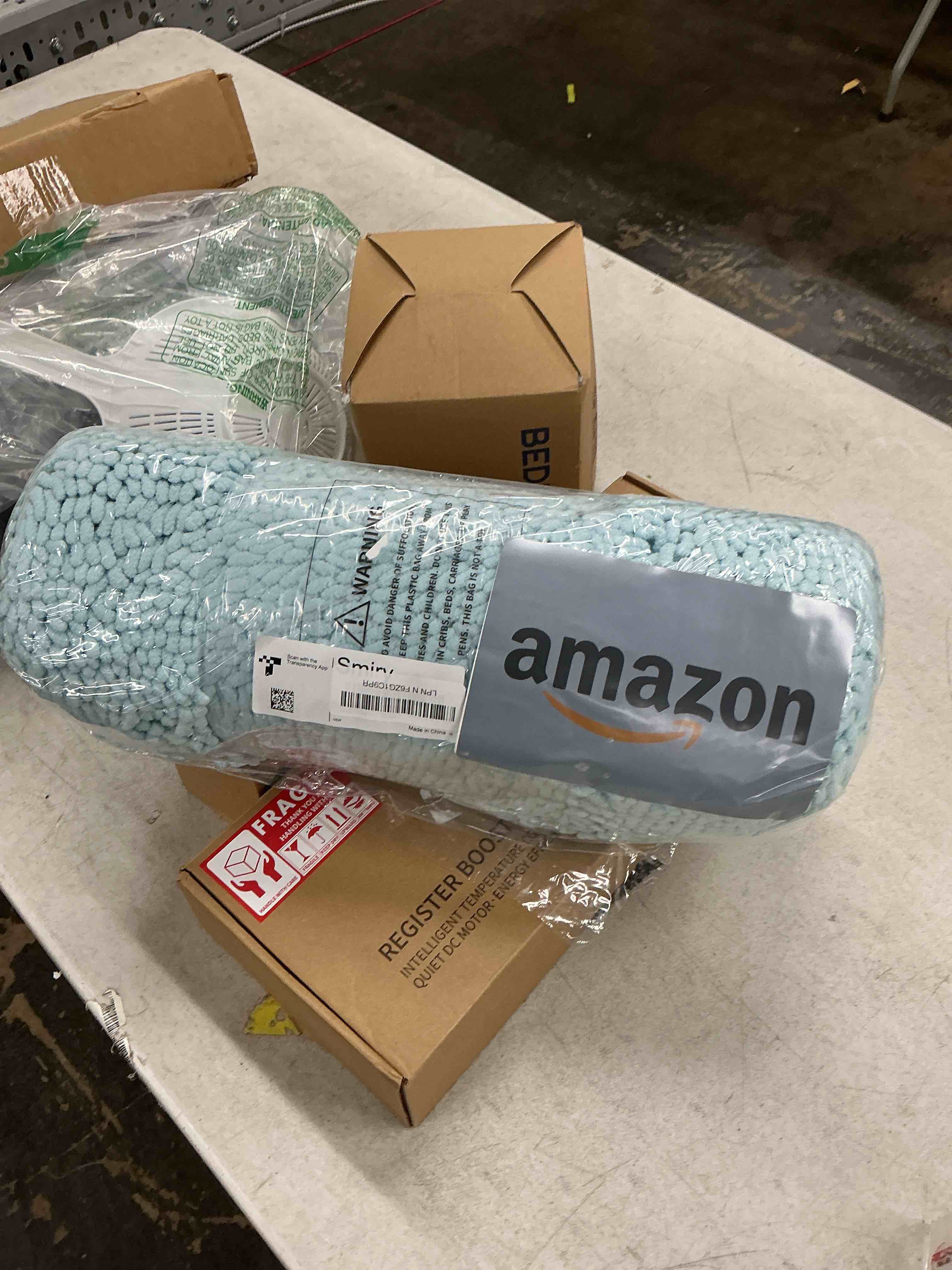 Condition photo showing Good Condition for smiry luxury chenille bathroom rugs 40x32, extra soft and absorbent shaggy bath mat, machine washable, non-slip plush carpet runner for tub, shower, and floor, home decor accessories, sky blue 40'' x 32'' sky blue