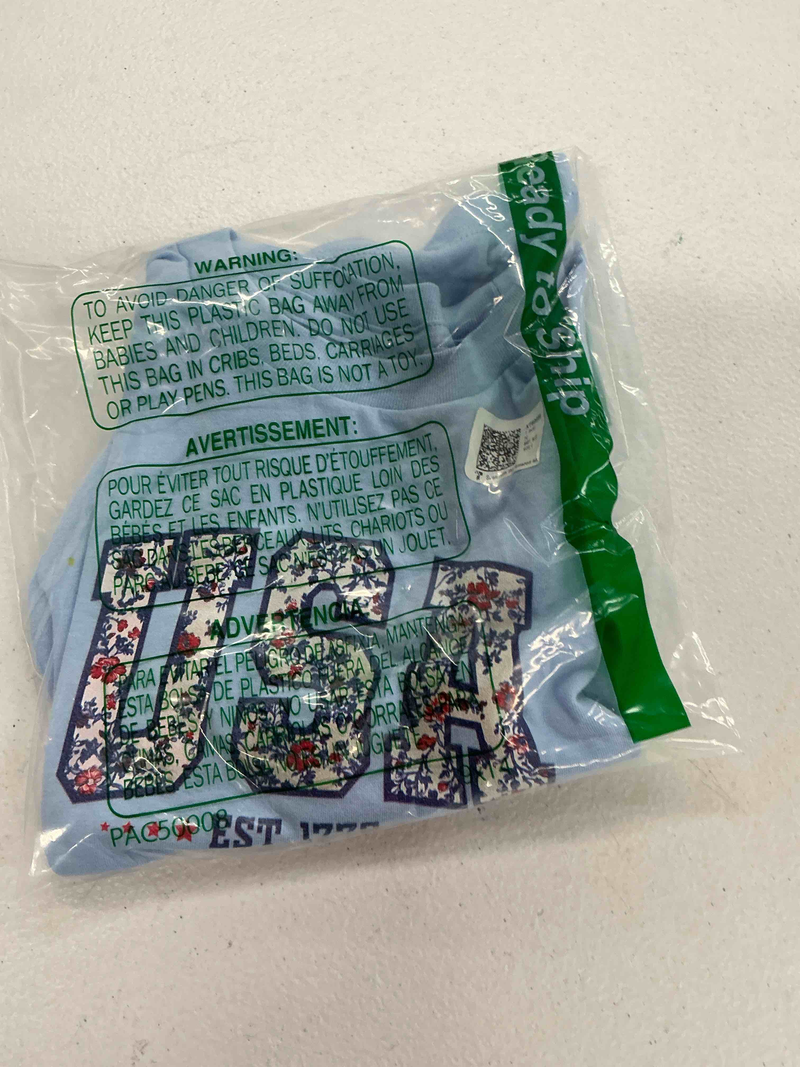 Condition photo showing Good Condition for floral usa est 1776 patriotic wildflower 4th of july retro t-shirt