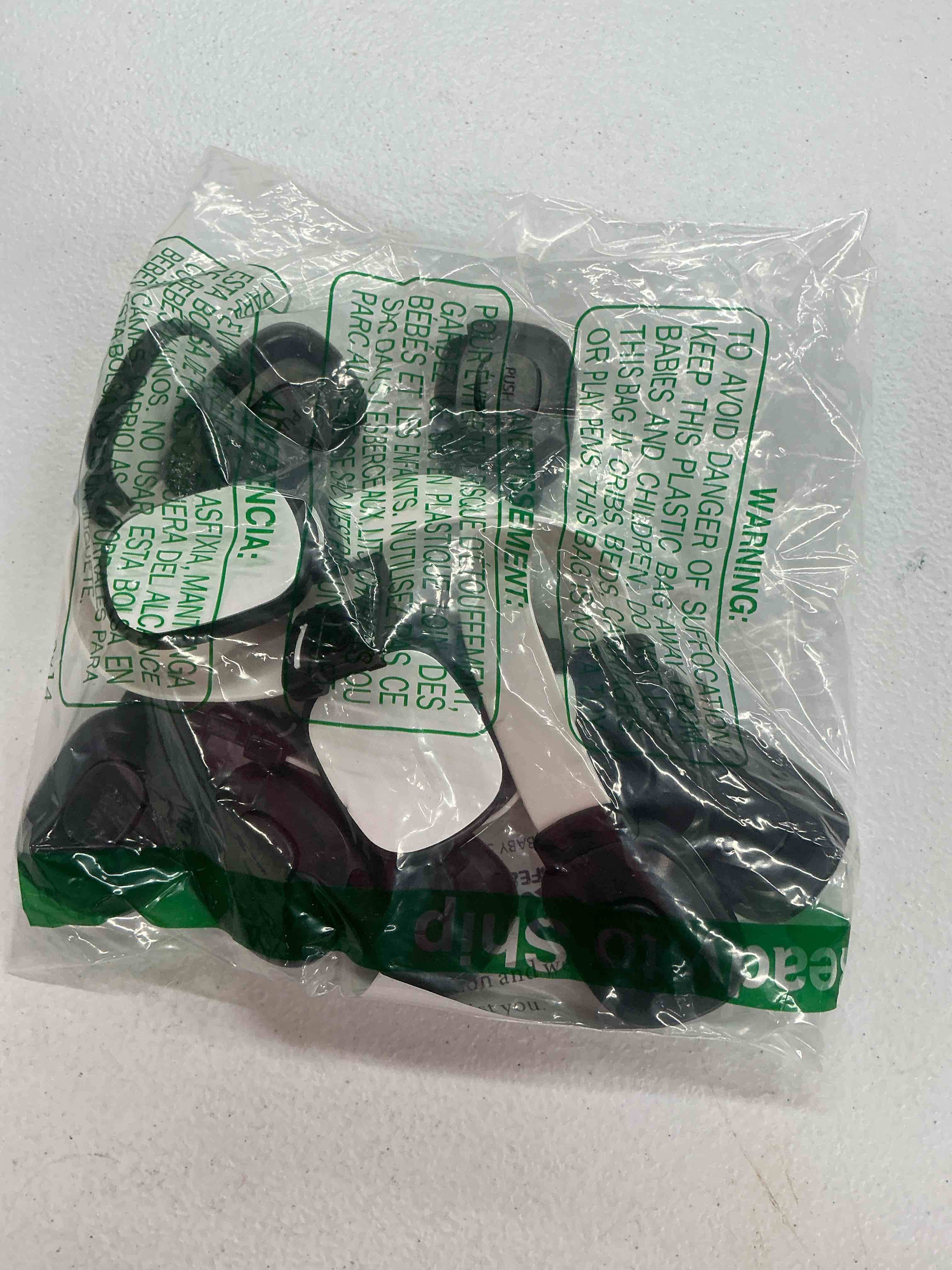 Condition photo showing Good Condition for fursafe&q baby cabinet locks, child safety cabinet proofing -child safety strap locks adhesive drawer fridge ovens door toilet latches no drill multi-purpose for furniture kitchen lock (wb, 6pack) wb 6pack