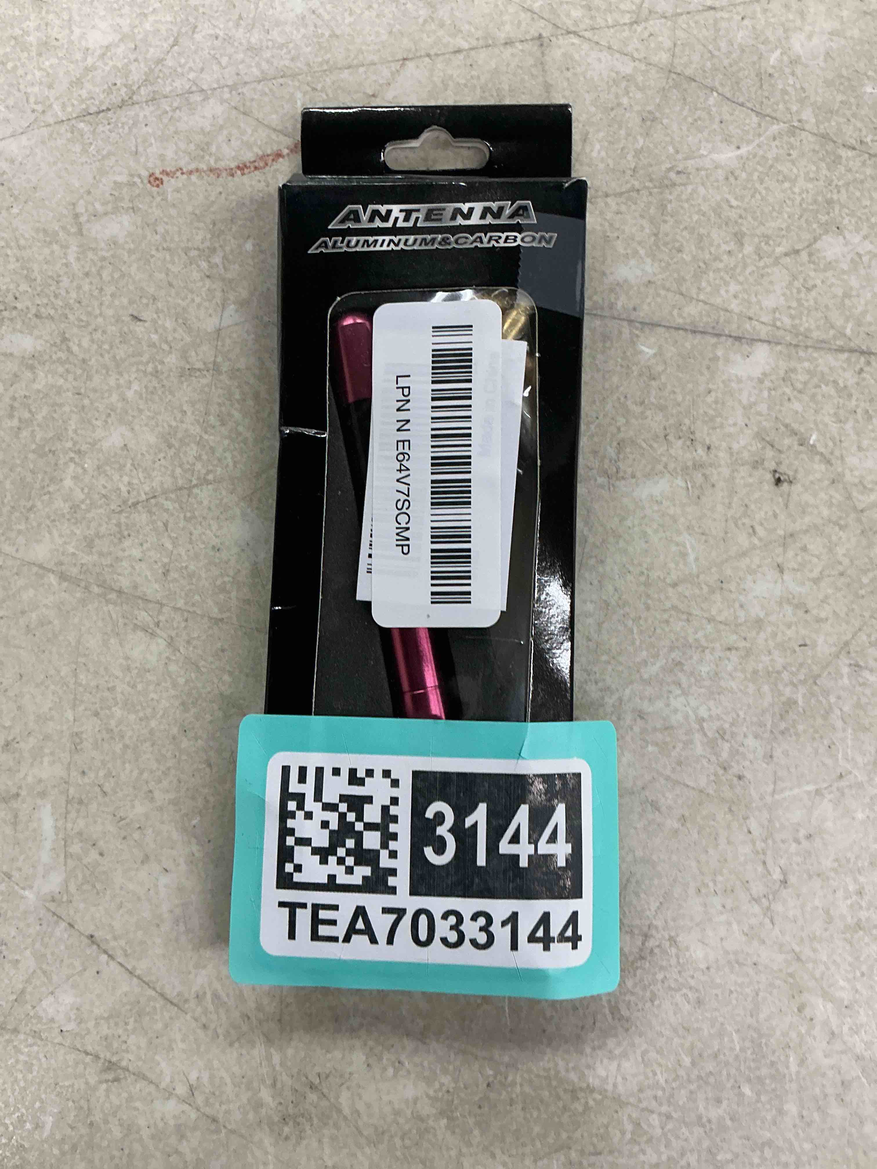 Condition photo showing Good Condition for carbon fiber car short antenna, 4.7 inch american flag vehicle radio billet antenna with 2screw 9adapter 2rings, waterproof automotive am fm reception mast replacement, universal fit (pink)
