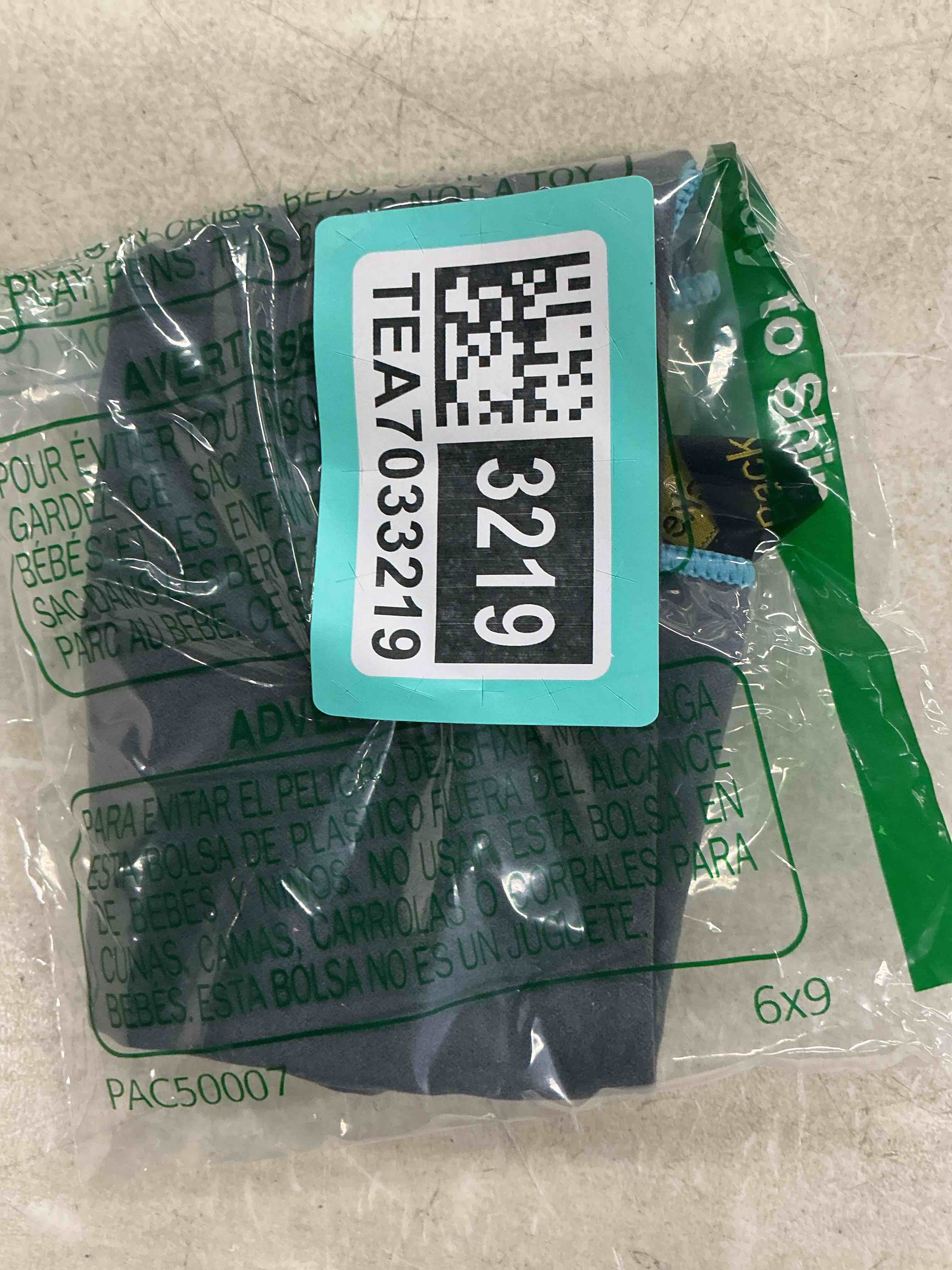 Condition photo showing Good Condition for elite trail magic backpacking ultralight quick dry microfiber soft fast drying hand and face towel wash cloth camping yoga hiking active lifestyle small navy