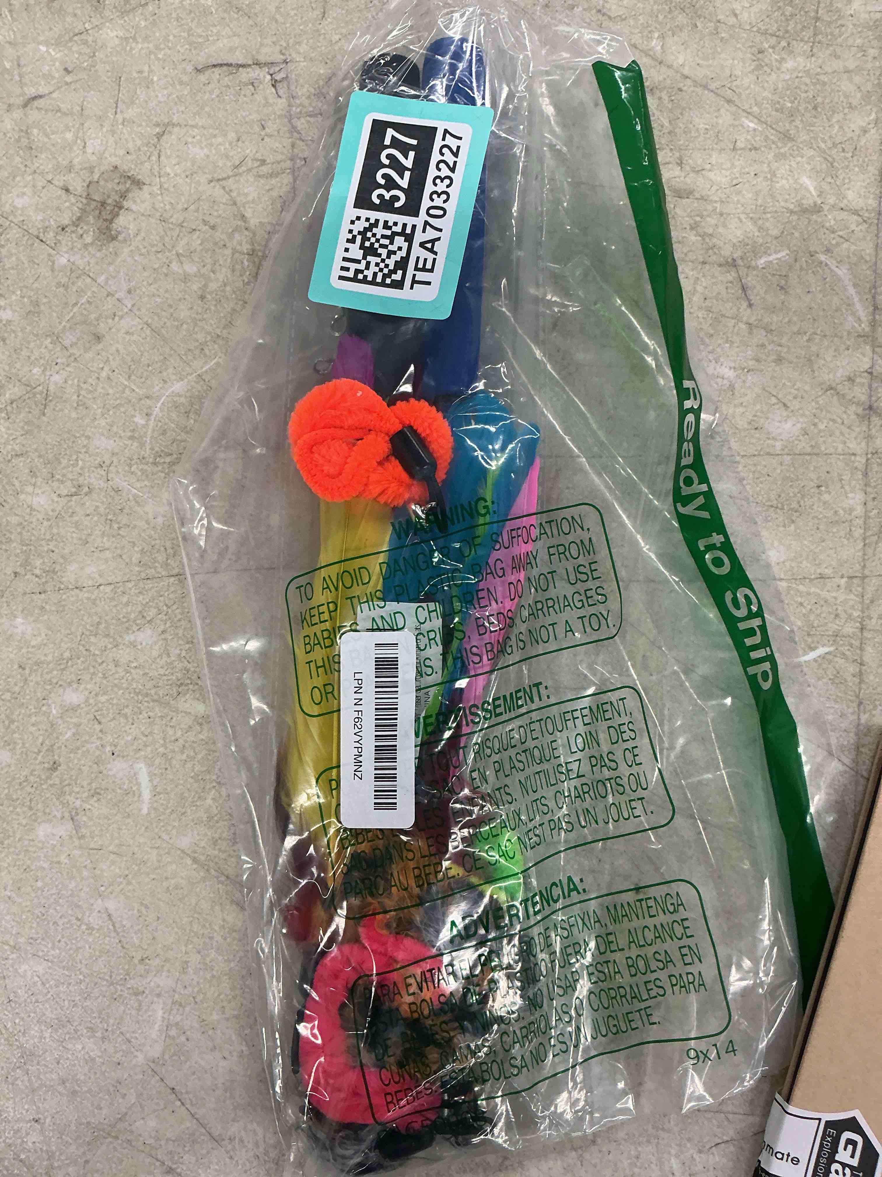 Condition photo showing Good Condition for jiaron cat toys feather toy, 2pcs retractable wand and 10pcs replacement teaser with bell refills, interactive catcher and funny exercise for kitten. cat feather toys