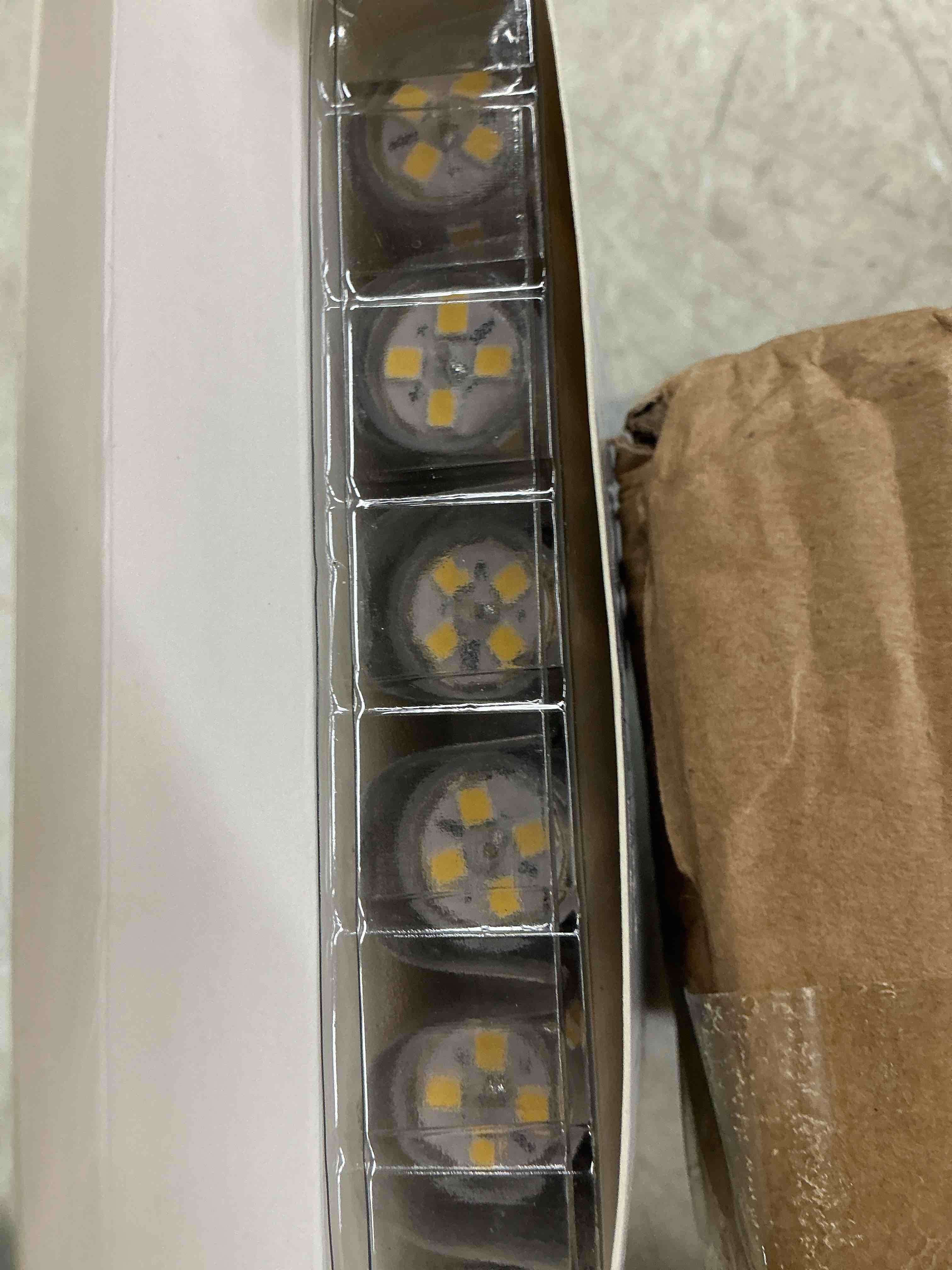Condition photo showing Good Condition for alide e12 4000k dimmable led light bulb 5w,replace 40w e12 halogen equivalent,t6 base 120v e12 c7 led candelabra bulbs natural white for pendant chandelier lighting,450lm,10pack