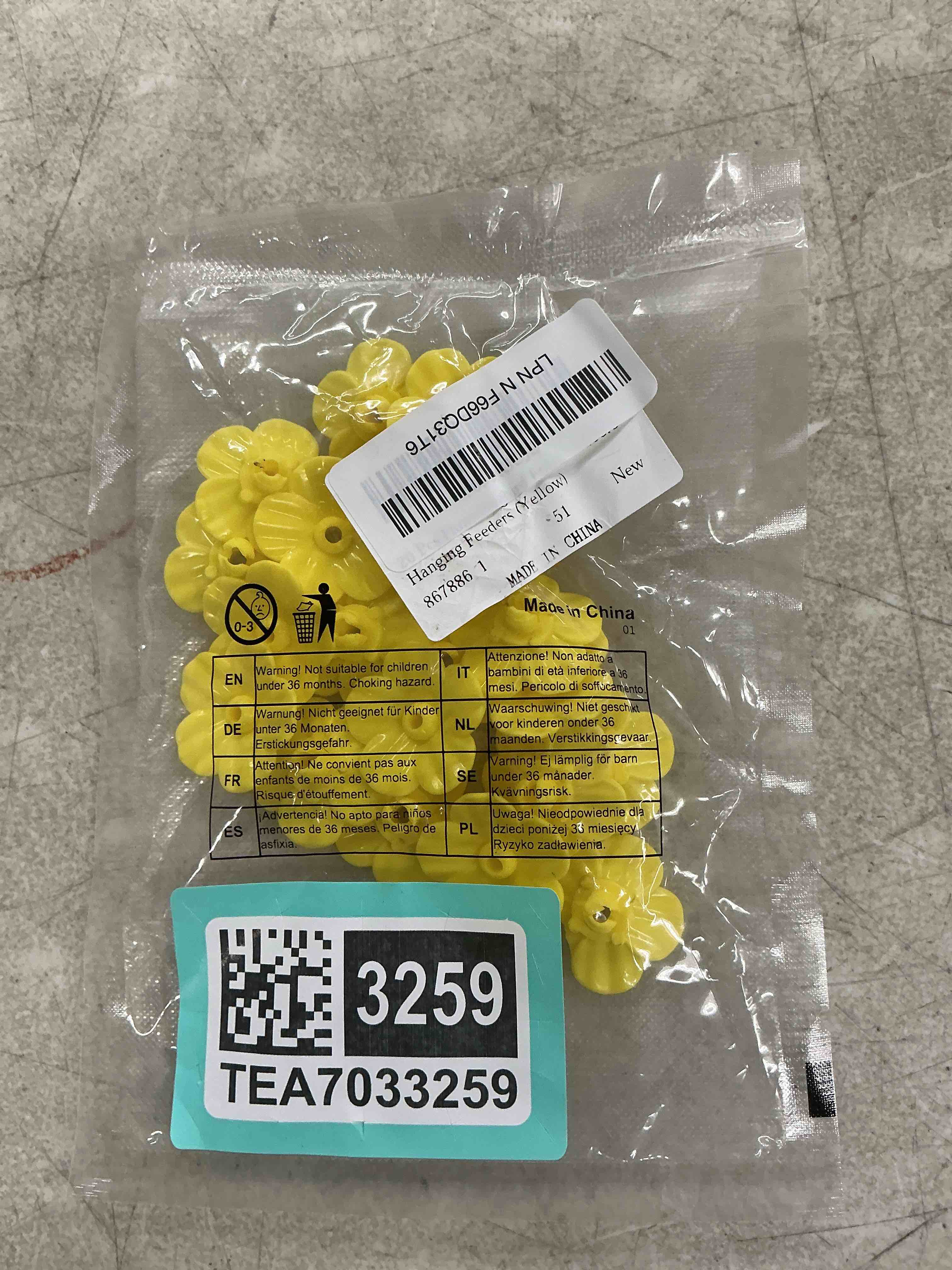 Condition photo showing Good Condition for 20 pcs hummingbird feeder replacement parts, yellow pet bird feeder parts, plastic replacement flowers feeding ports for outdoors hanging feeders (yellow)