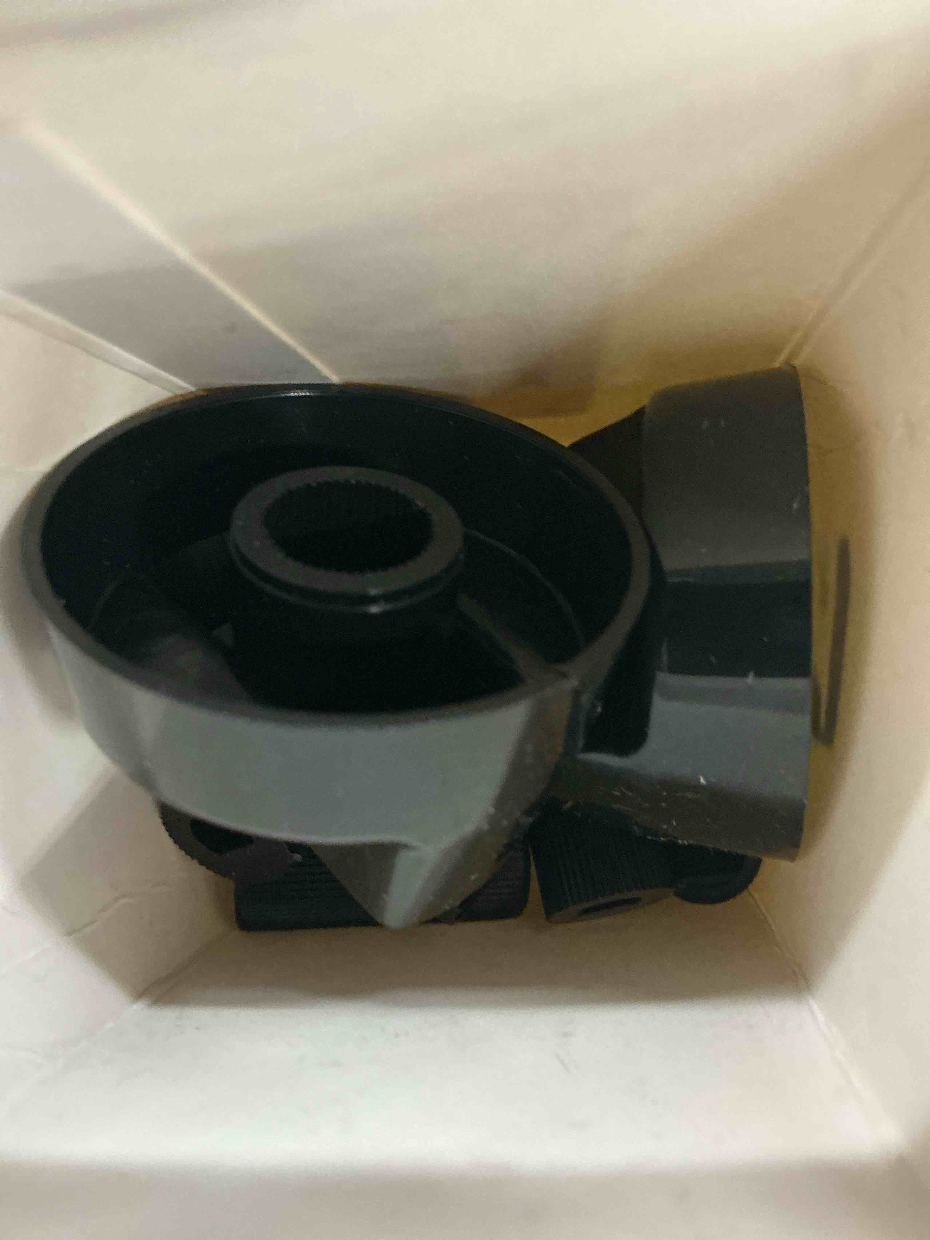 Condition photo showing Good Condition for jetec 4 pack control knobs replacement with 12 adapters for oven/stove/range, please check carefully whether the dimensions in figure match(black)