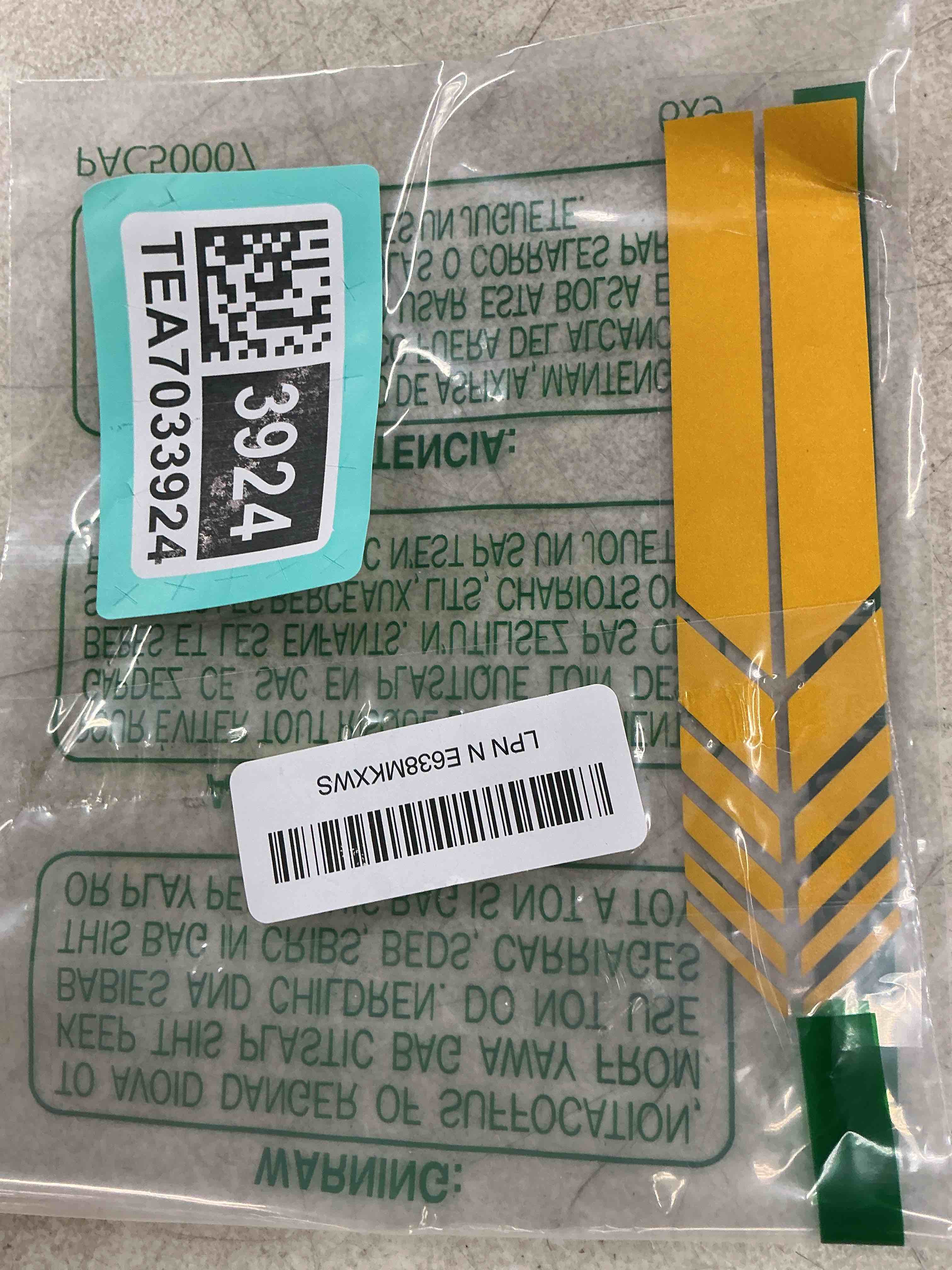 Condition photo showing Good Condition for dickno 2 pcs car rear view mirror stickers, 5.51" × 0.55" waterproof auto side rearview mirror decals, universal anti-collision warning stripes, vehicle accessories for most cars (yellow)